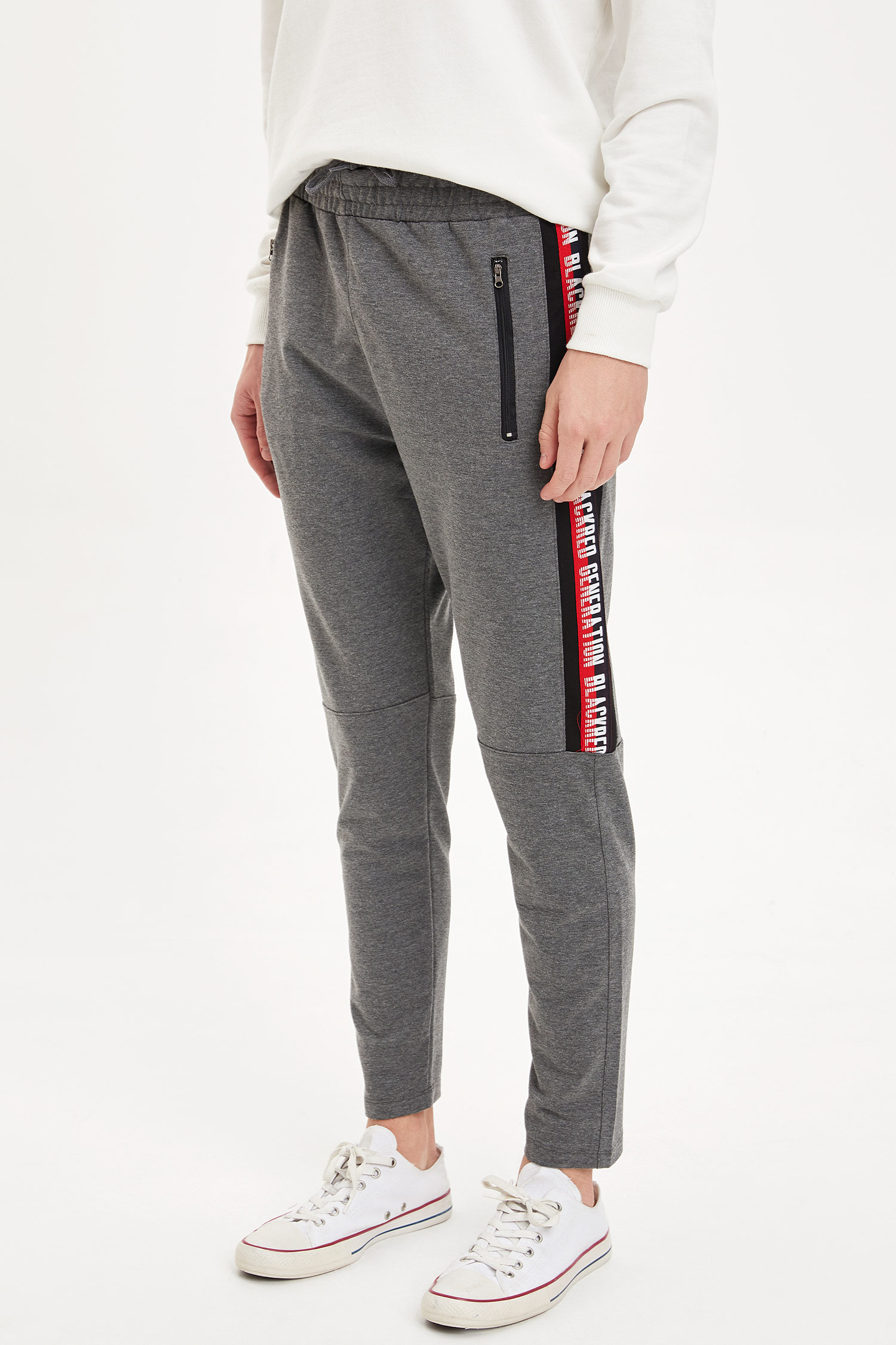 Defacto Slim Fit Yanı Şerit Baskı Detaylı Pantolon. 1