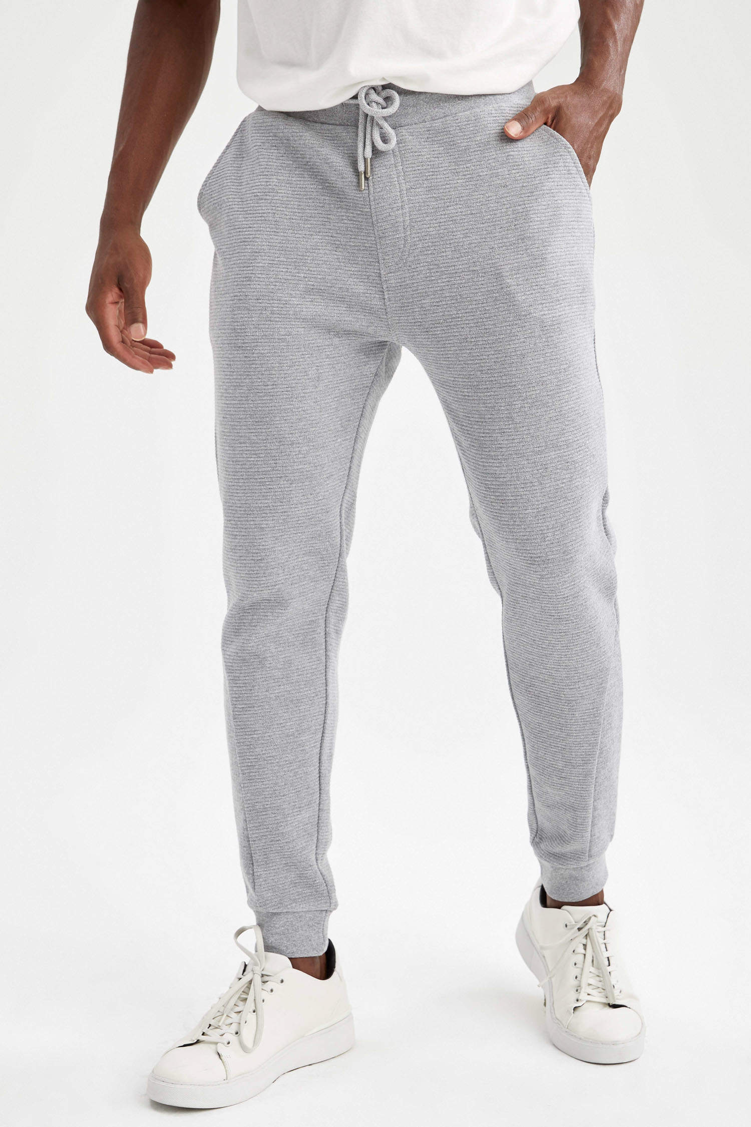 Grey MAN Skinny Fit Jogger Trousers 1547560 | DeFacto