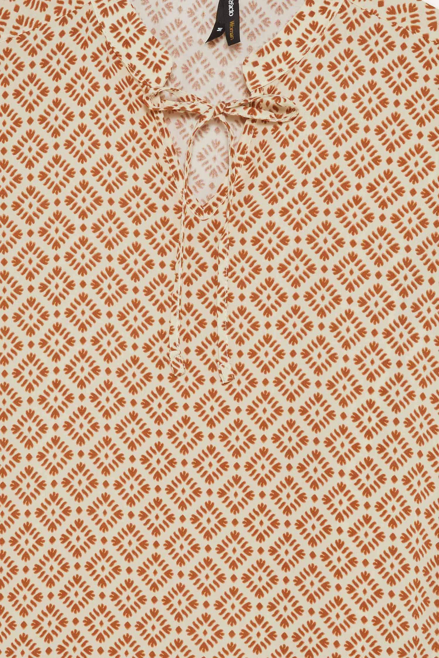 Regular Fit Bağcıklı Yaka Desenli Uzun Kollu Bluz