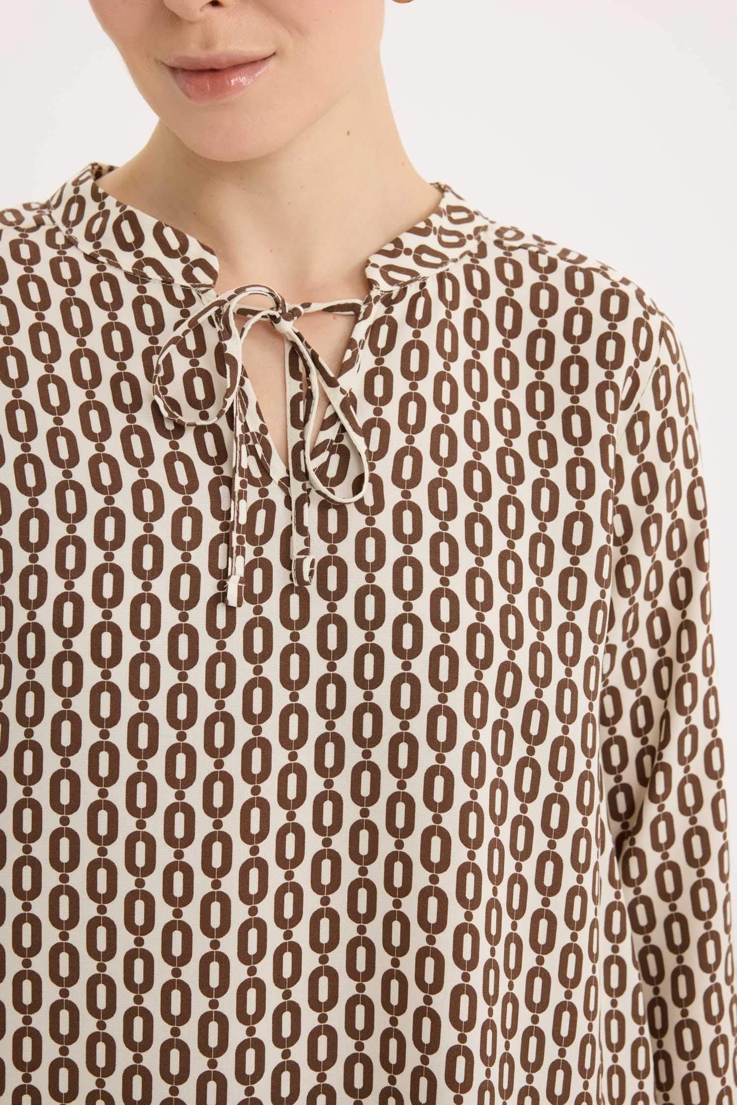 қалыпты пішім басып шығарылған с мойын Ұзын Жеңді Блуза