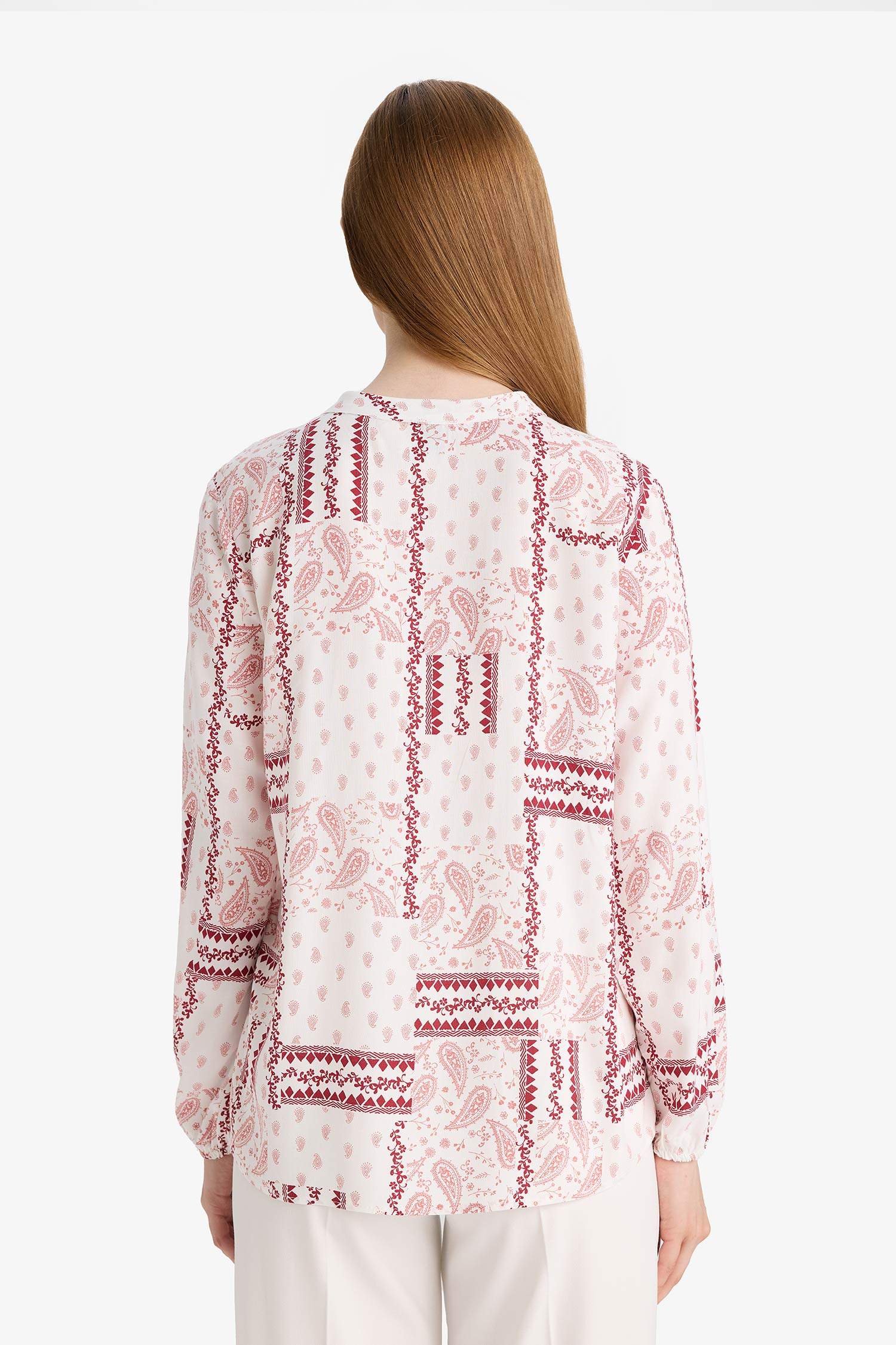 Regular Fit Desenli Apaş Yaka Uzun Kollu Bluz