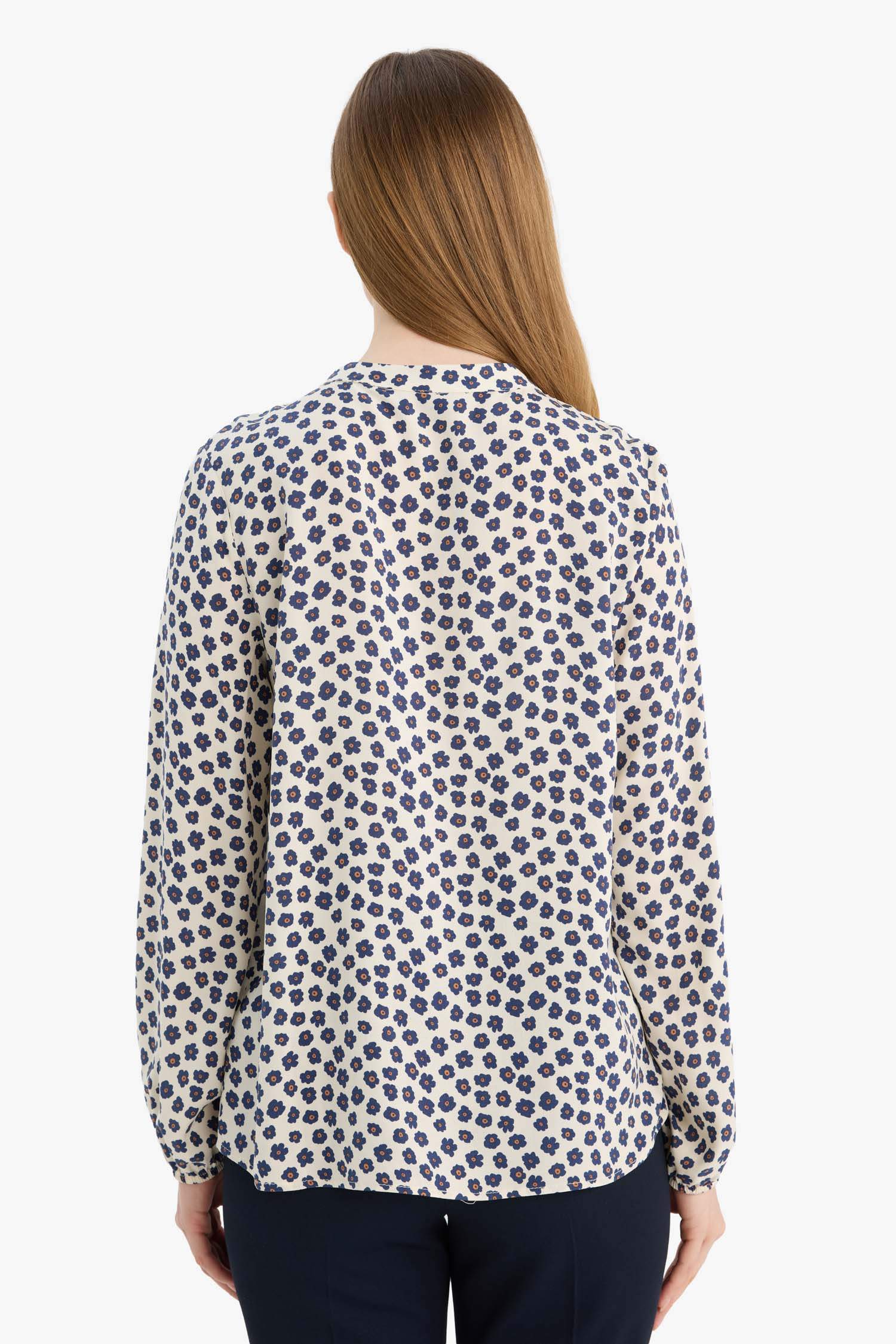 بلوزة ردن طويل مطبوع قصة عادية بياخة مستديرة