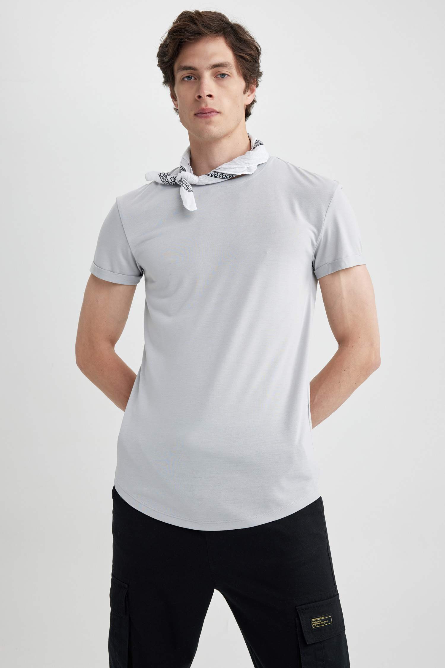 Long Muscle Fit Crew Neck Basic T-Shirt