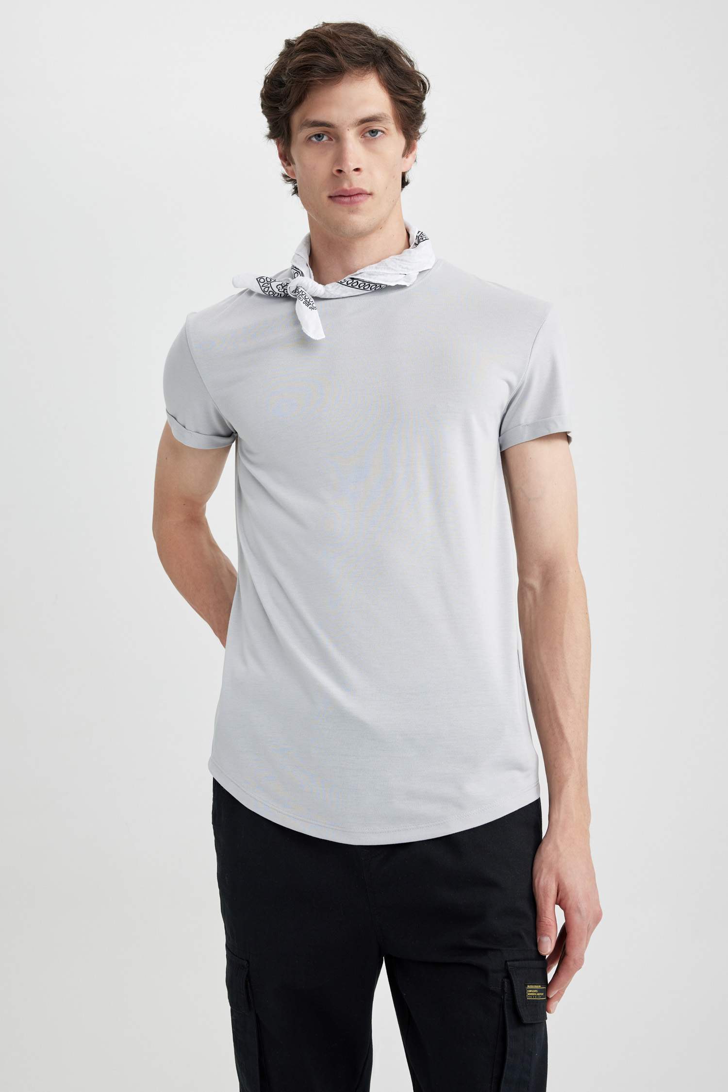 Long Muscle Fit Crew Neck Basic T-Shirt