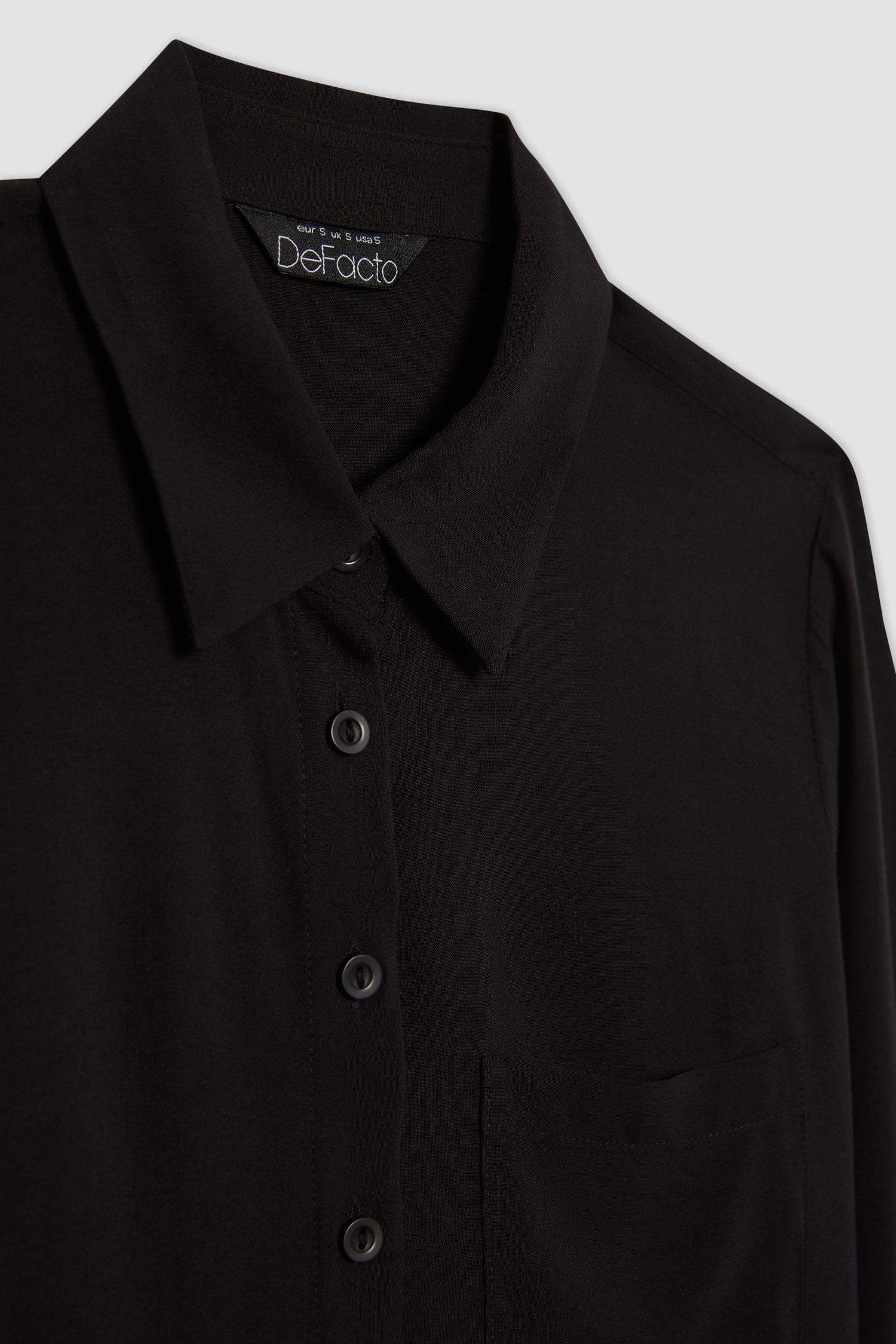 قميص كم طويل قصة عادية