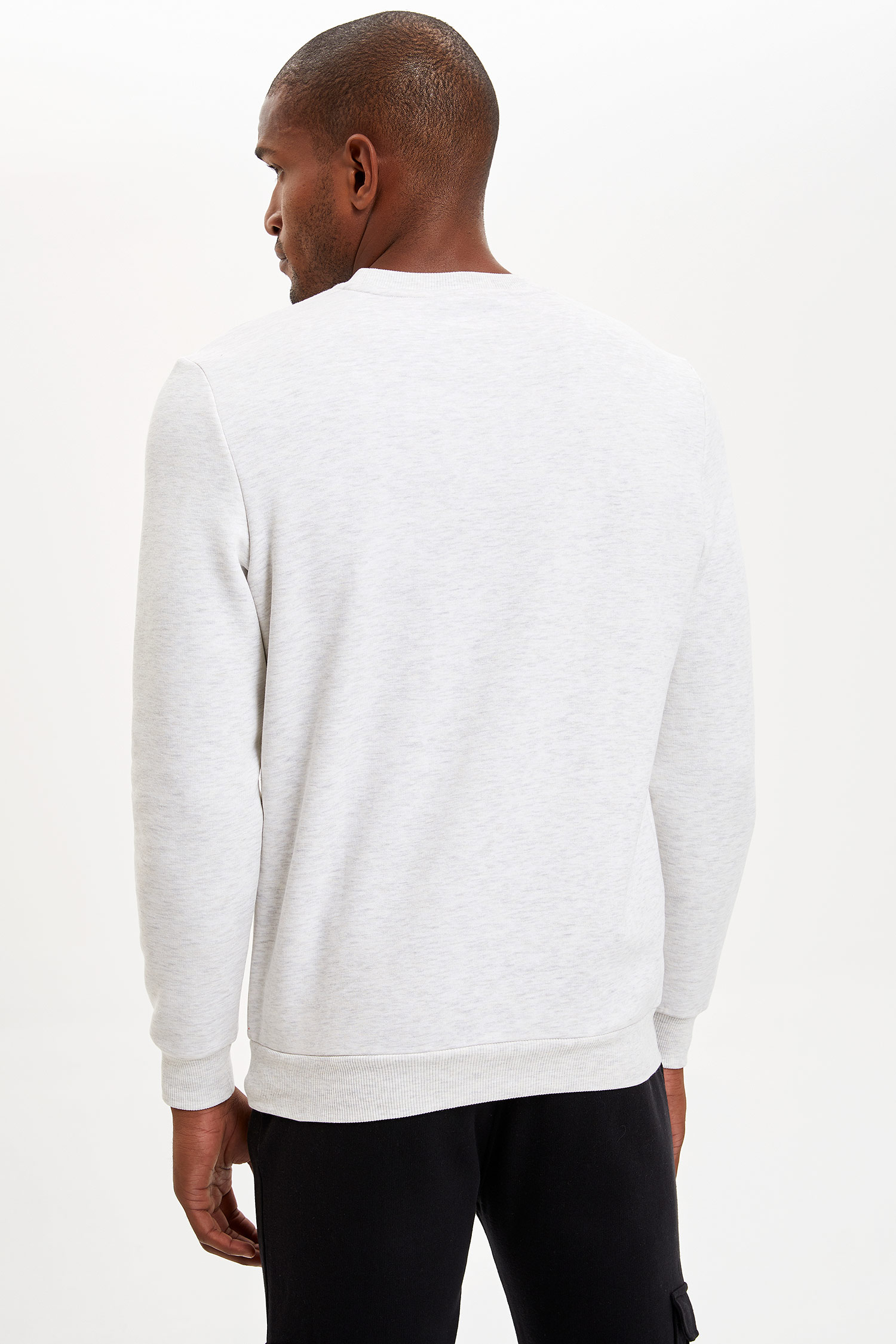 Defacto Basic Regular Fit Sweatshirt. 5