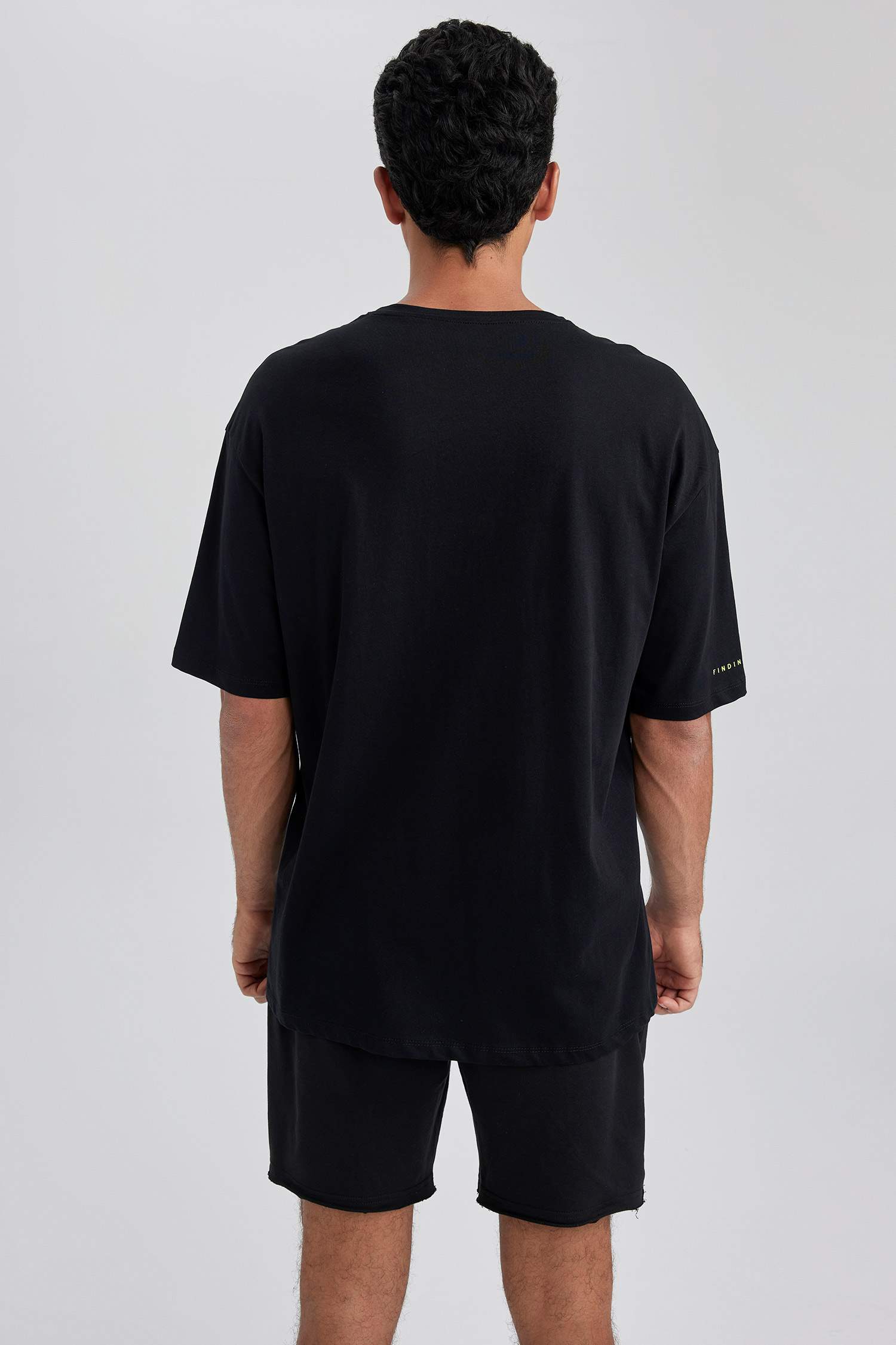 Coool Oversize Fit Crew Neck Short Sleeve T-Shirt