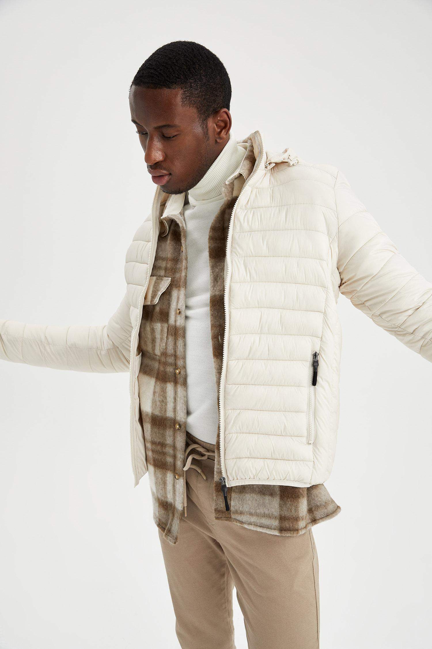 Su İtici Hafif Şişme Mont Slim Fit Dar Kesim Kapüşonlu Fermuarlı Cepli Mevsimlik