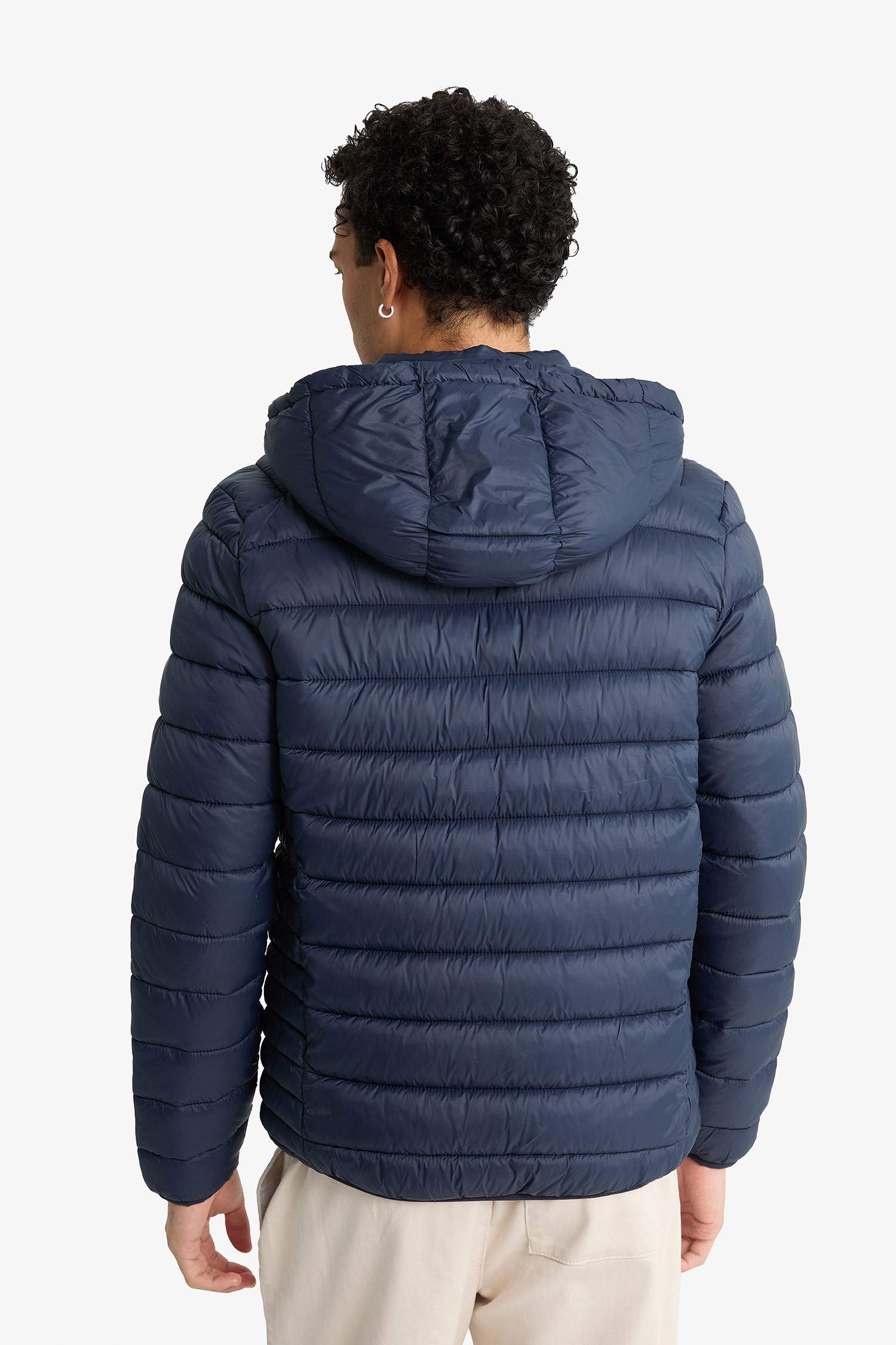 Su İtici Slim Fit Dar Kesim İç Cep Detaylı Kapüşonlu Fermuarlı Cepli Şişme Mont