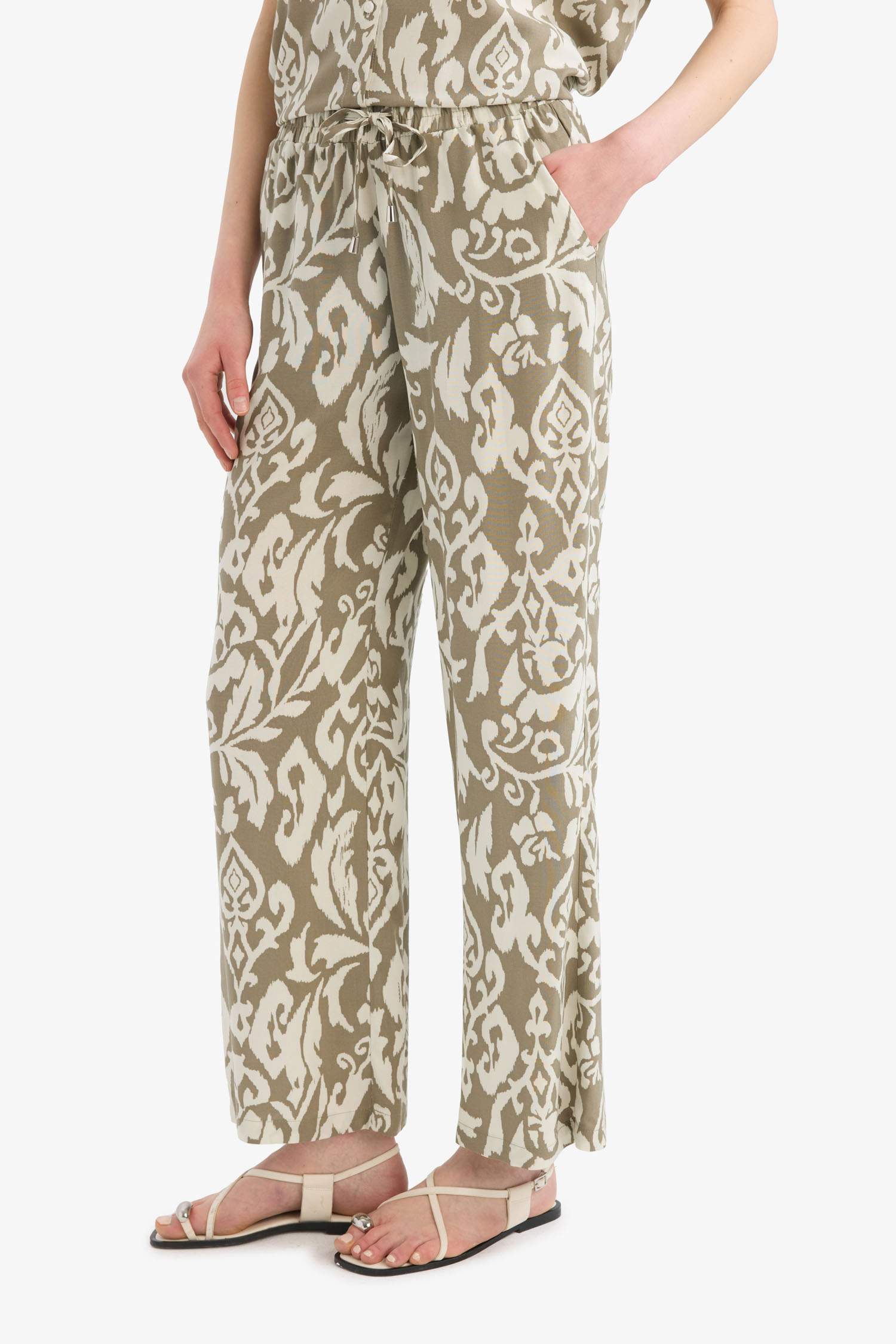 بنطرون فيسكوز فلورايدا وايد ليج برجل واسع وخصر عالي