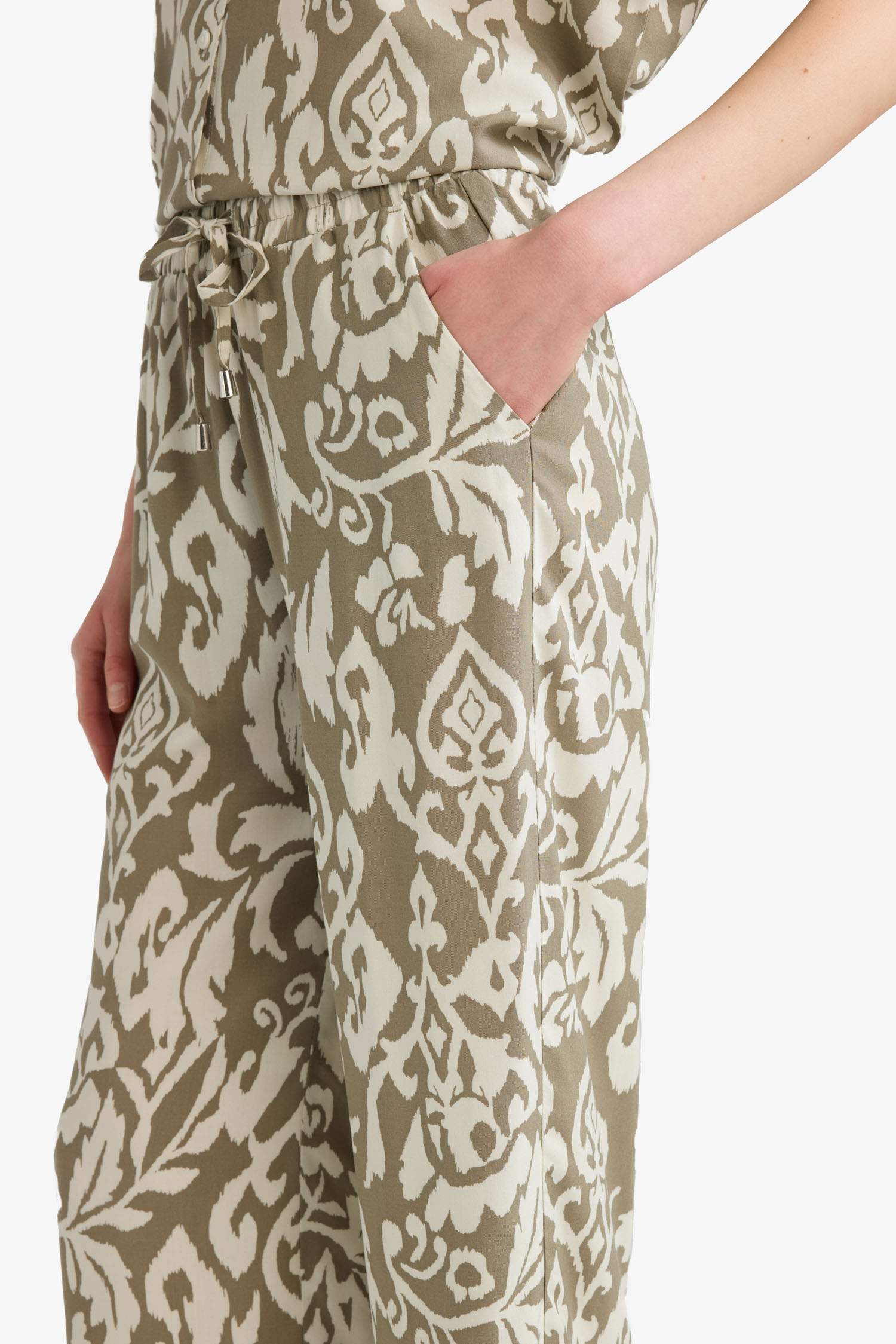 بنطرون فيسكوز فلورايدا وايد ليج برجل واسع وخصر عالي