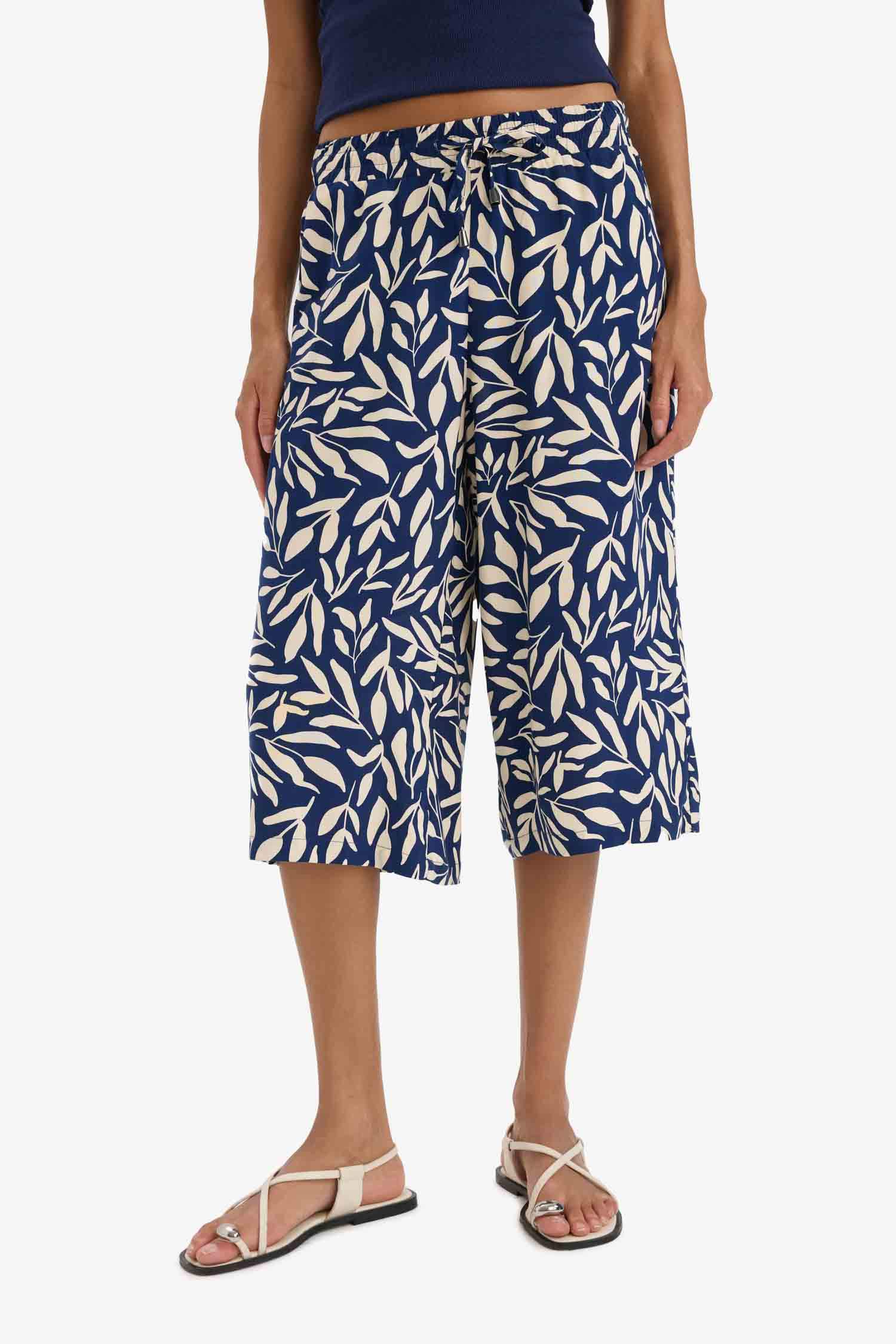 Viscose High Waist Crop Fit Capri