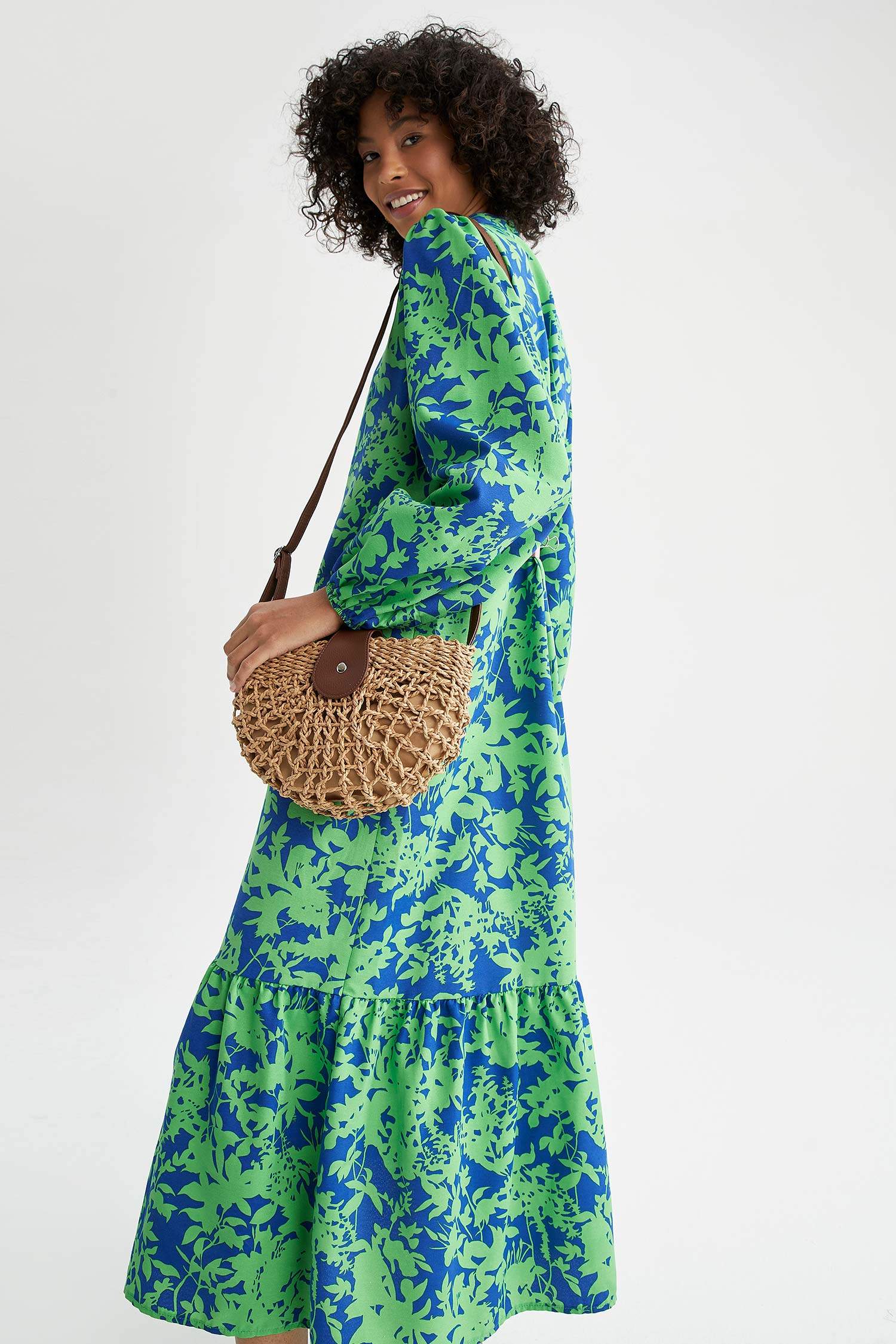 Әйелдерге Өрілген иық сөмкесі