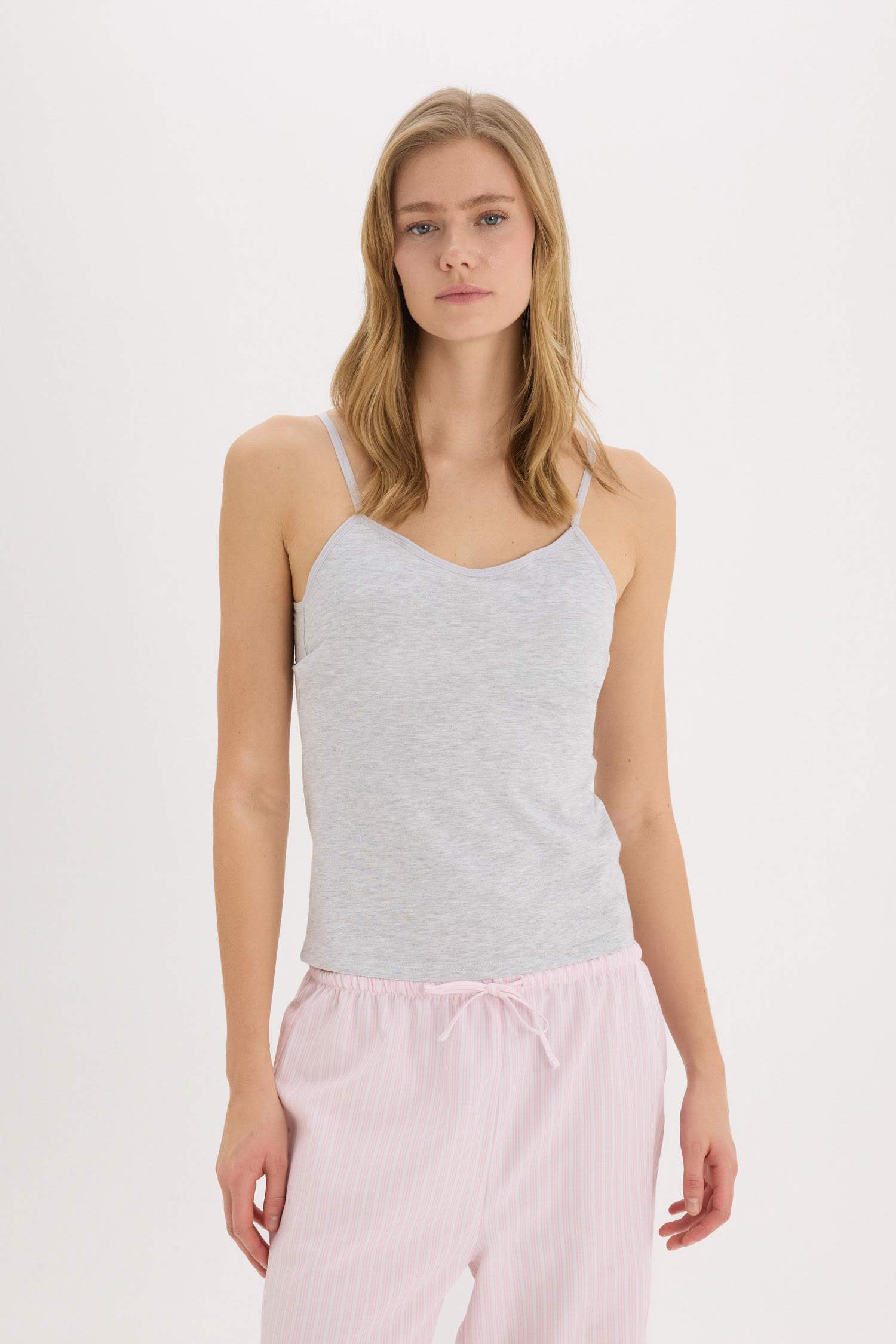 Әйелдерге Fall in Love қалыпты пішім Ішкөйлек