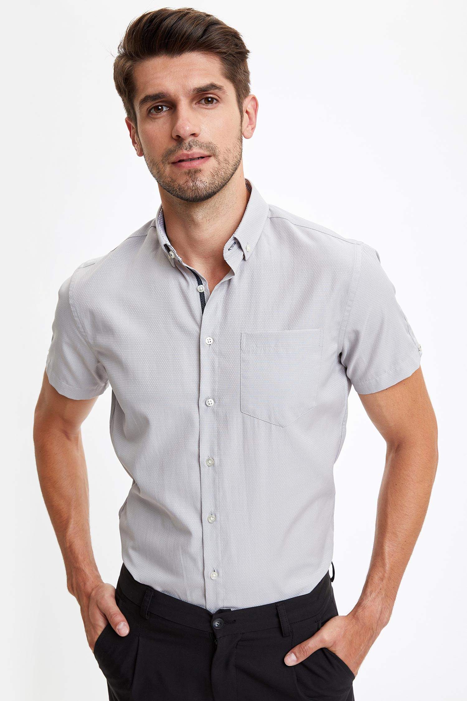 Grey MAN Slim Fit Short Sleeve Shirt 1169243 | DeFacto