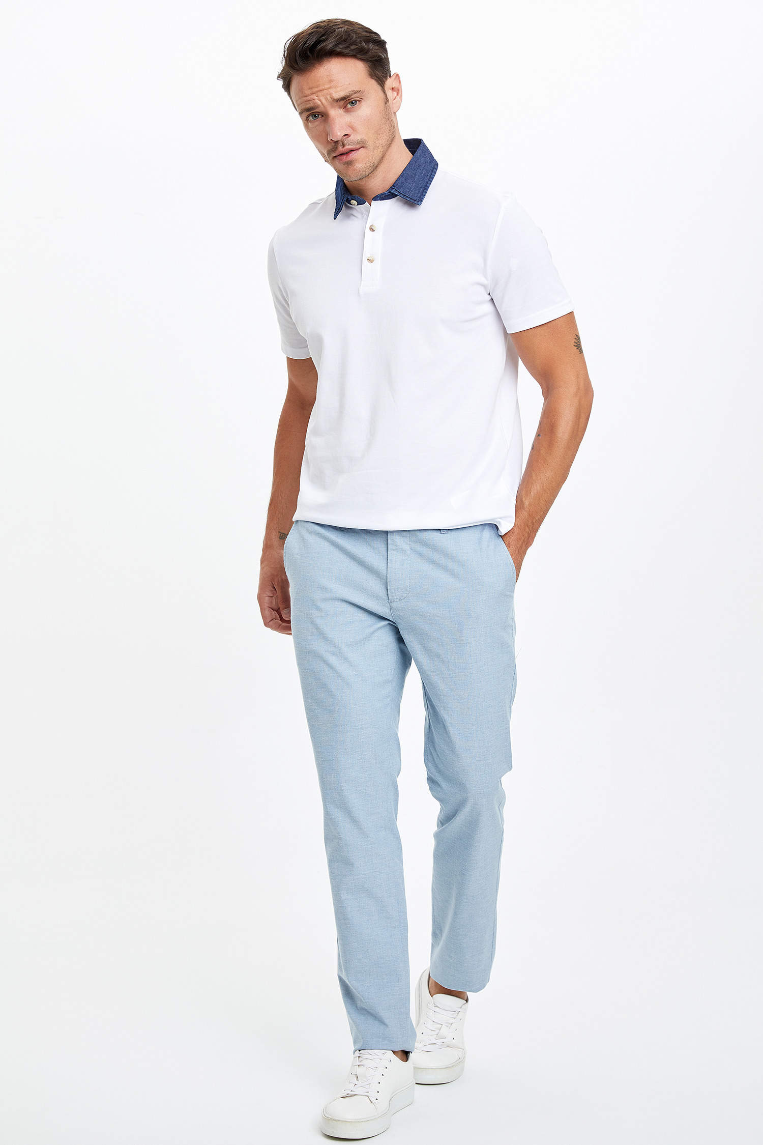 Blue MAN Regular Fit Woven Trousers 1169173 | DeFacto