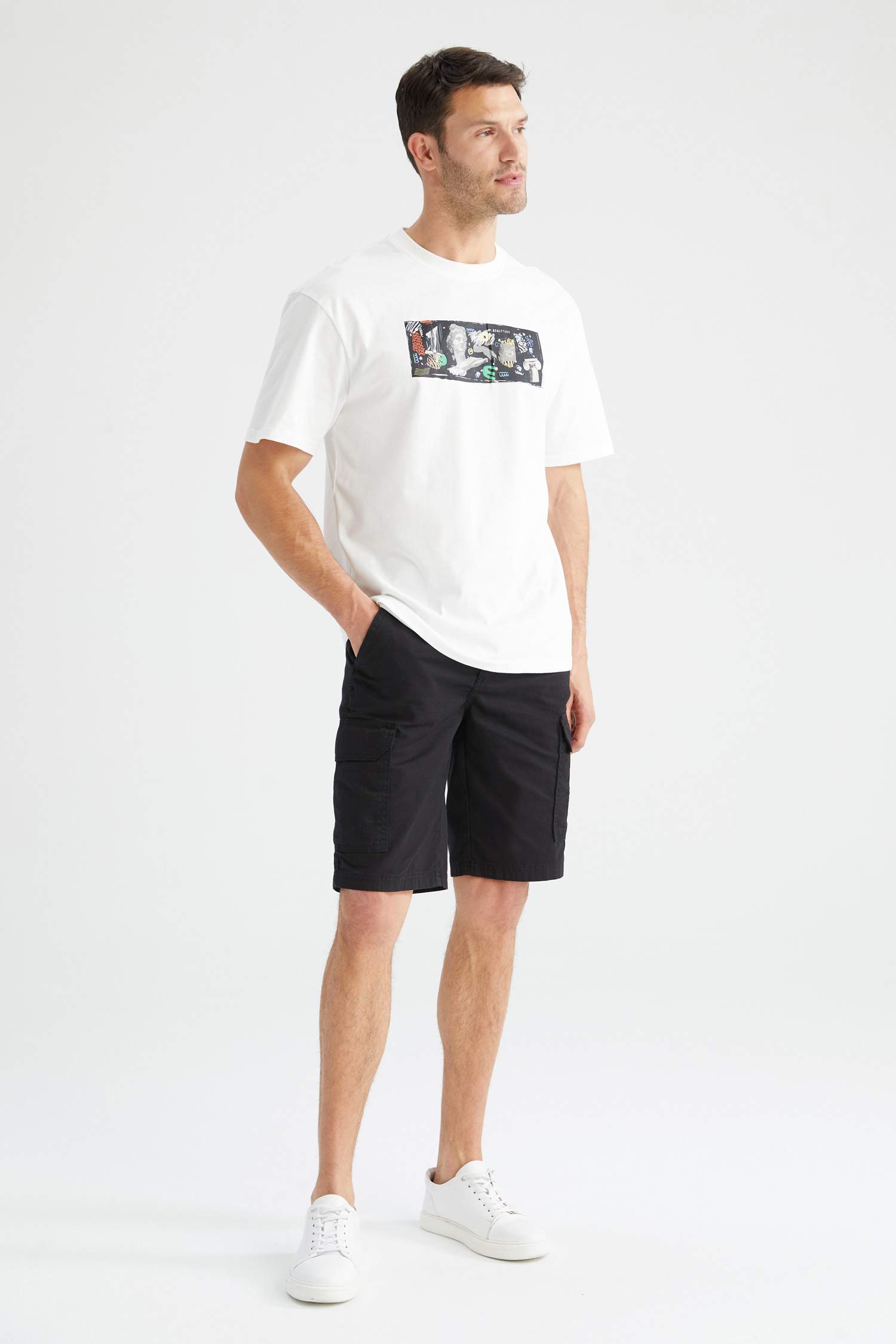 Regular Fit Kargo Bermuda Şort