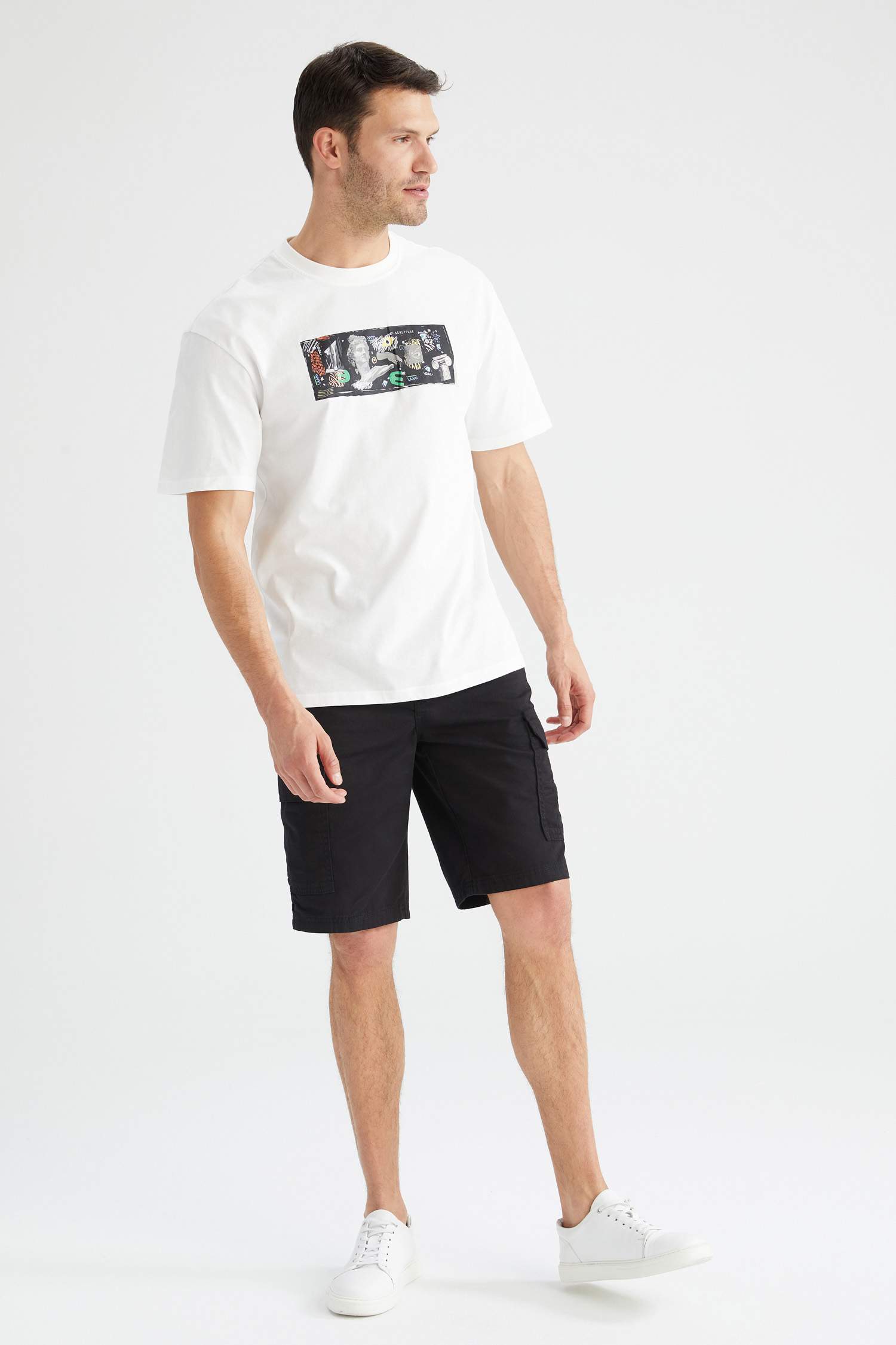 Regular Fit Kargo Bermuda Şort