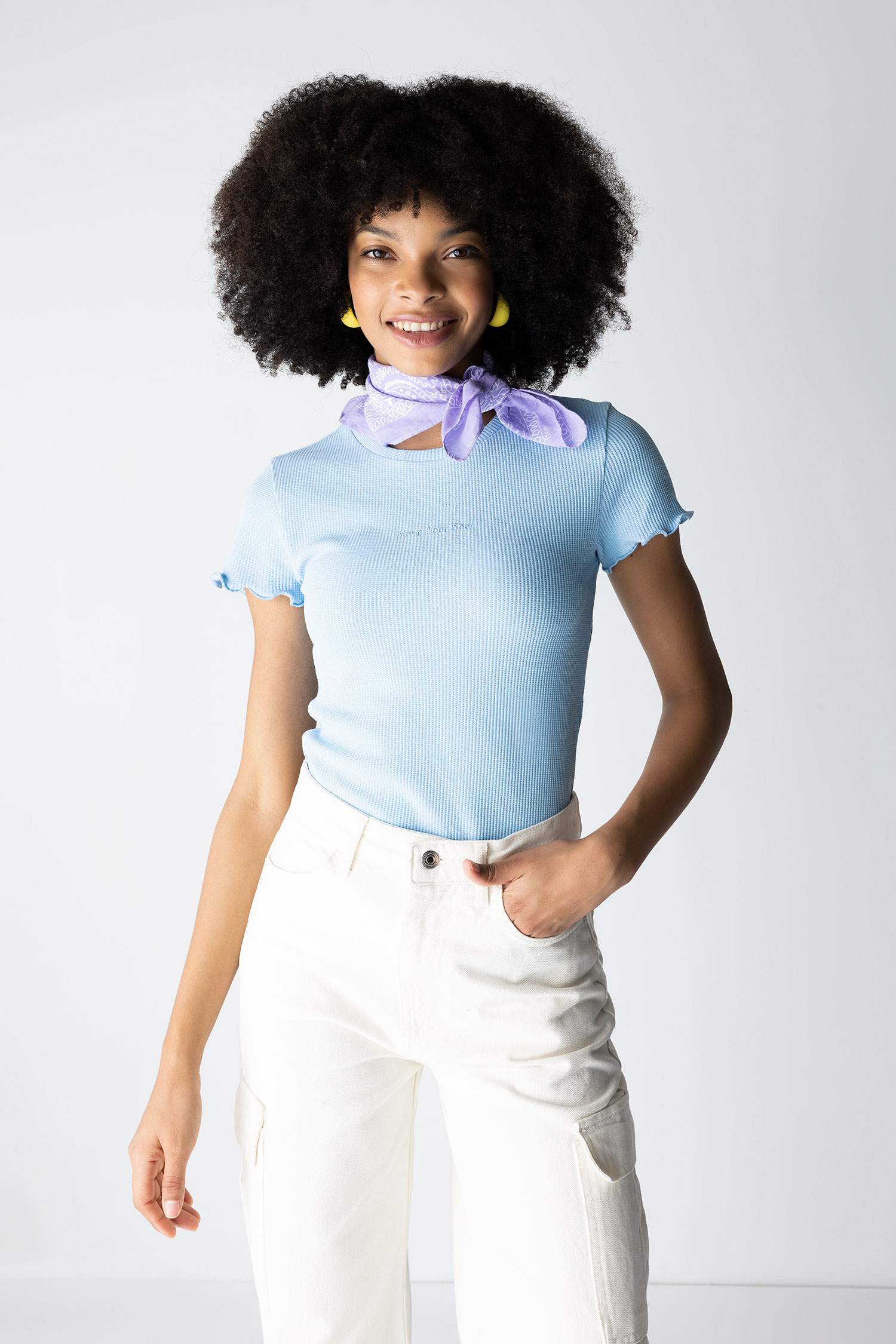 تيشيرت وافل برقبة مستديرة