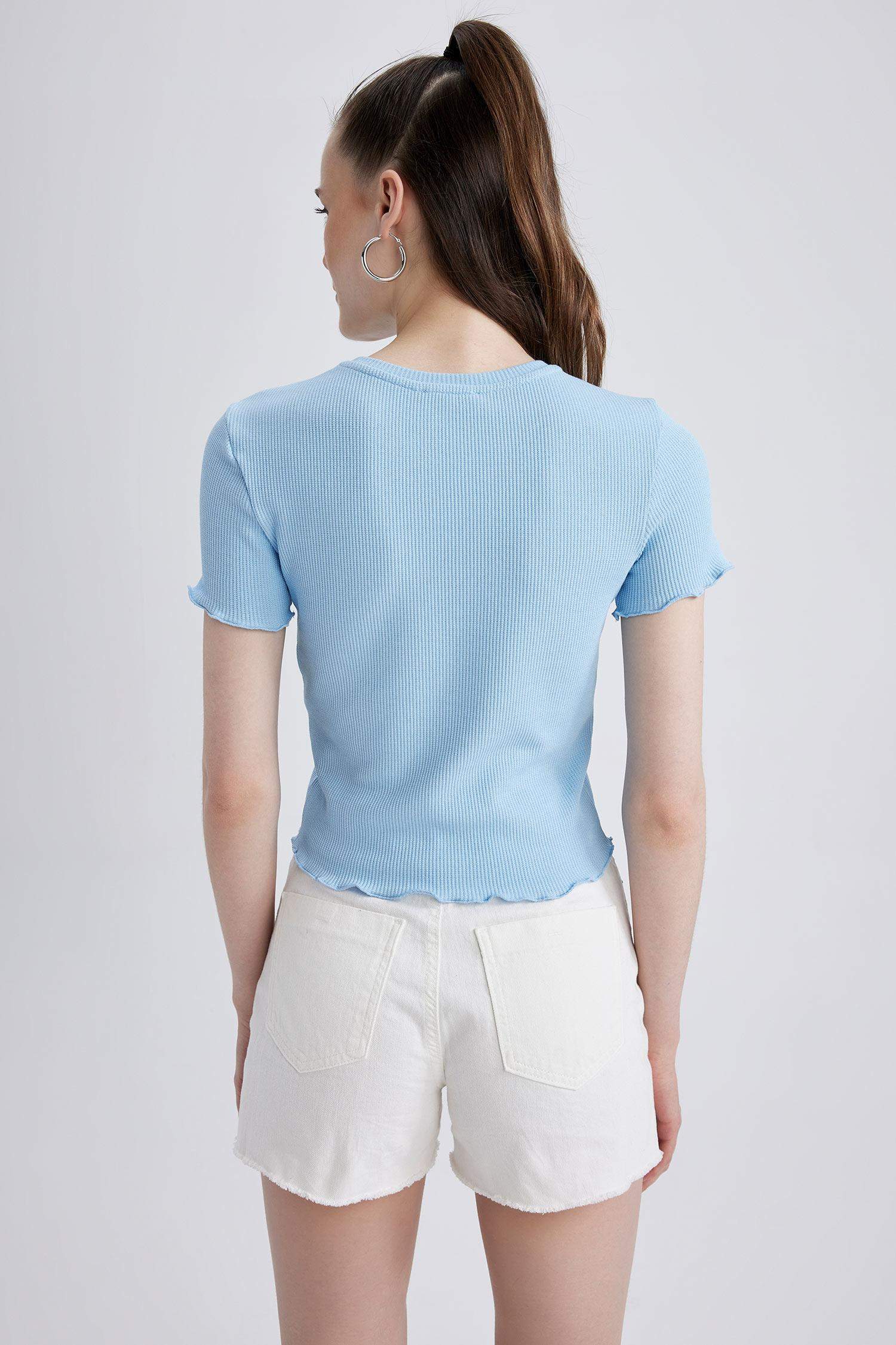 تيشيرت وافل برقبة مستديرة