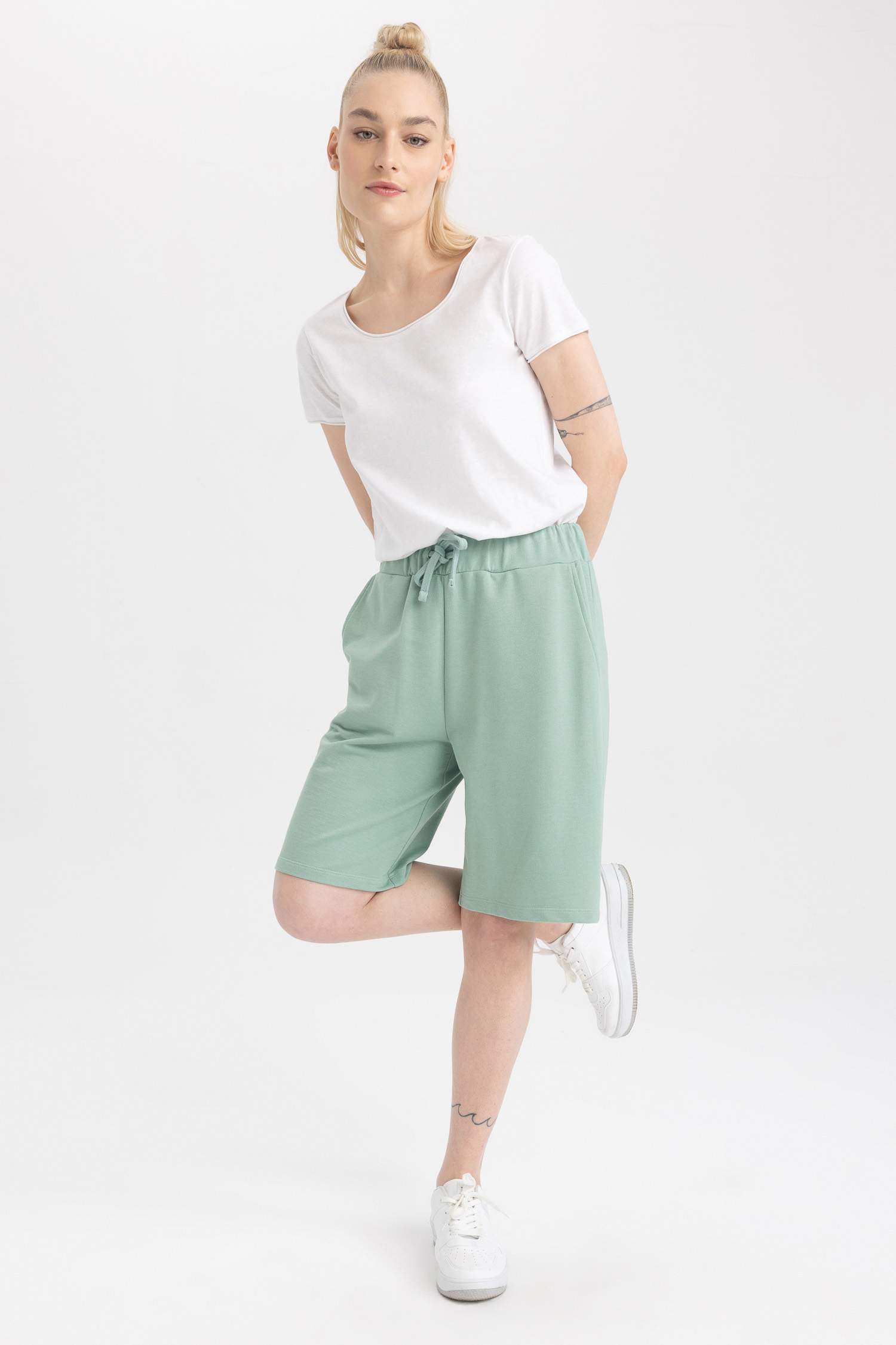 Regular Fit %100 Pamuk Bermuda