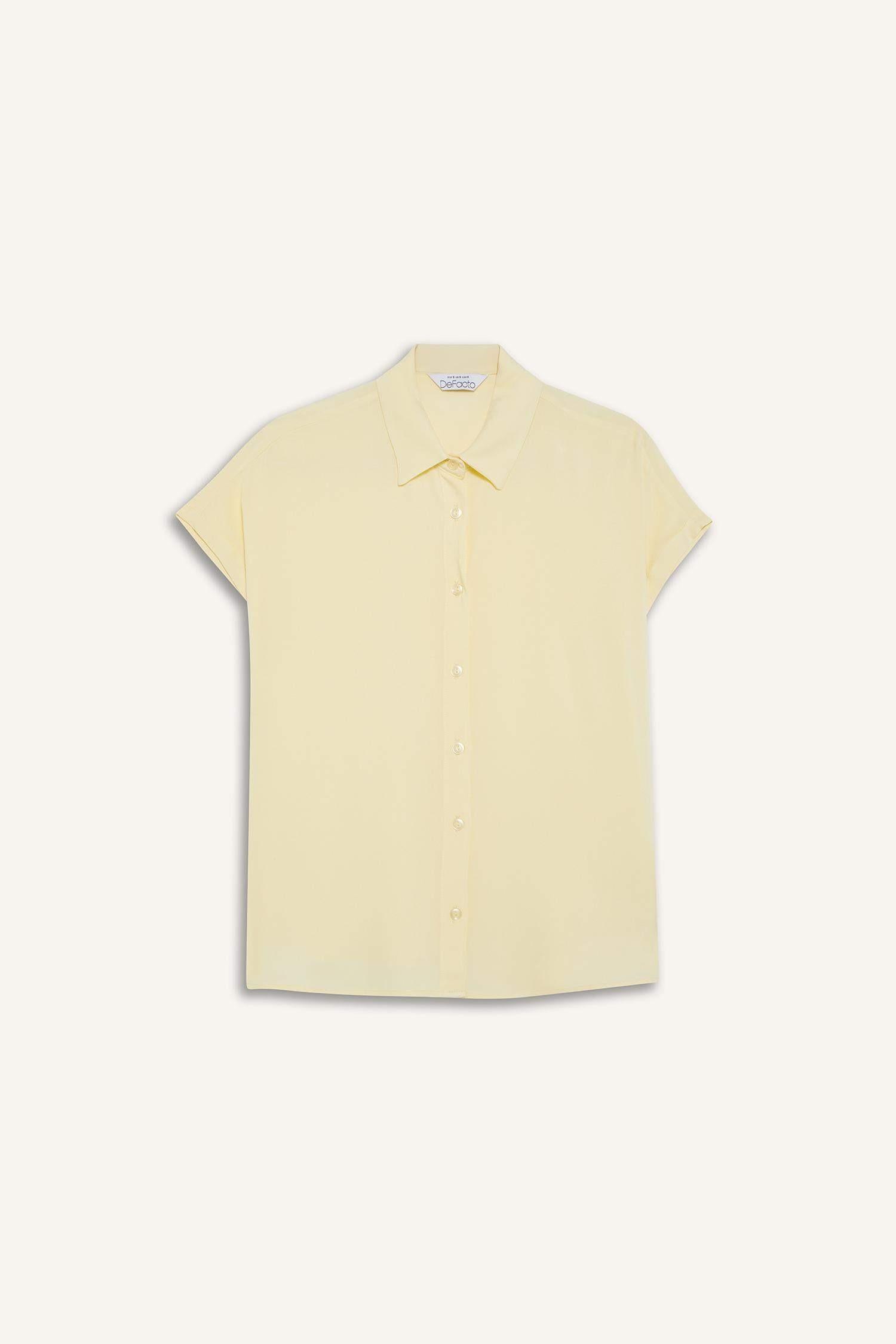 قميص نص كم قصة عادية