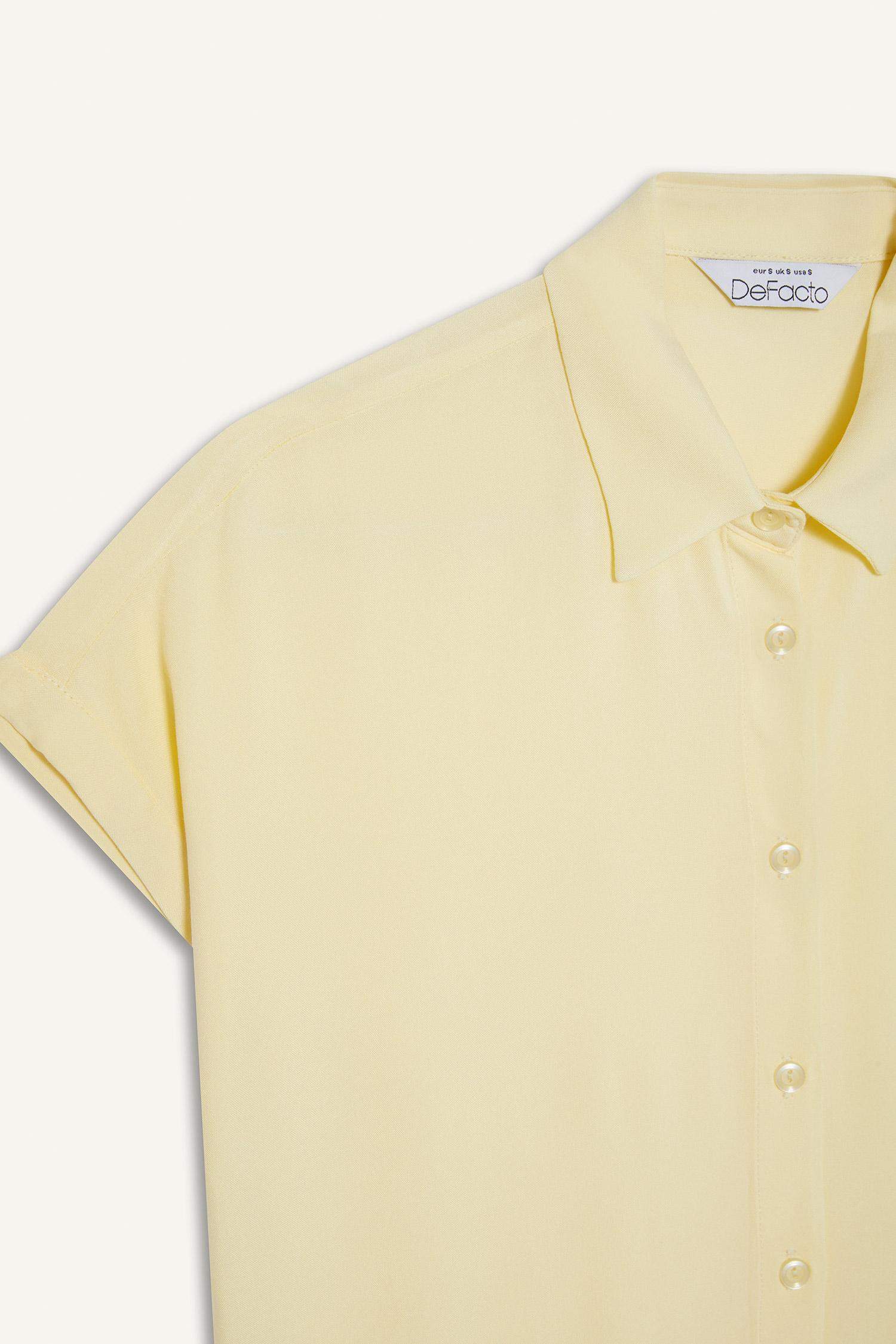 قميص نص كم قصة عادية