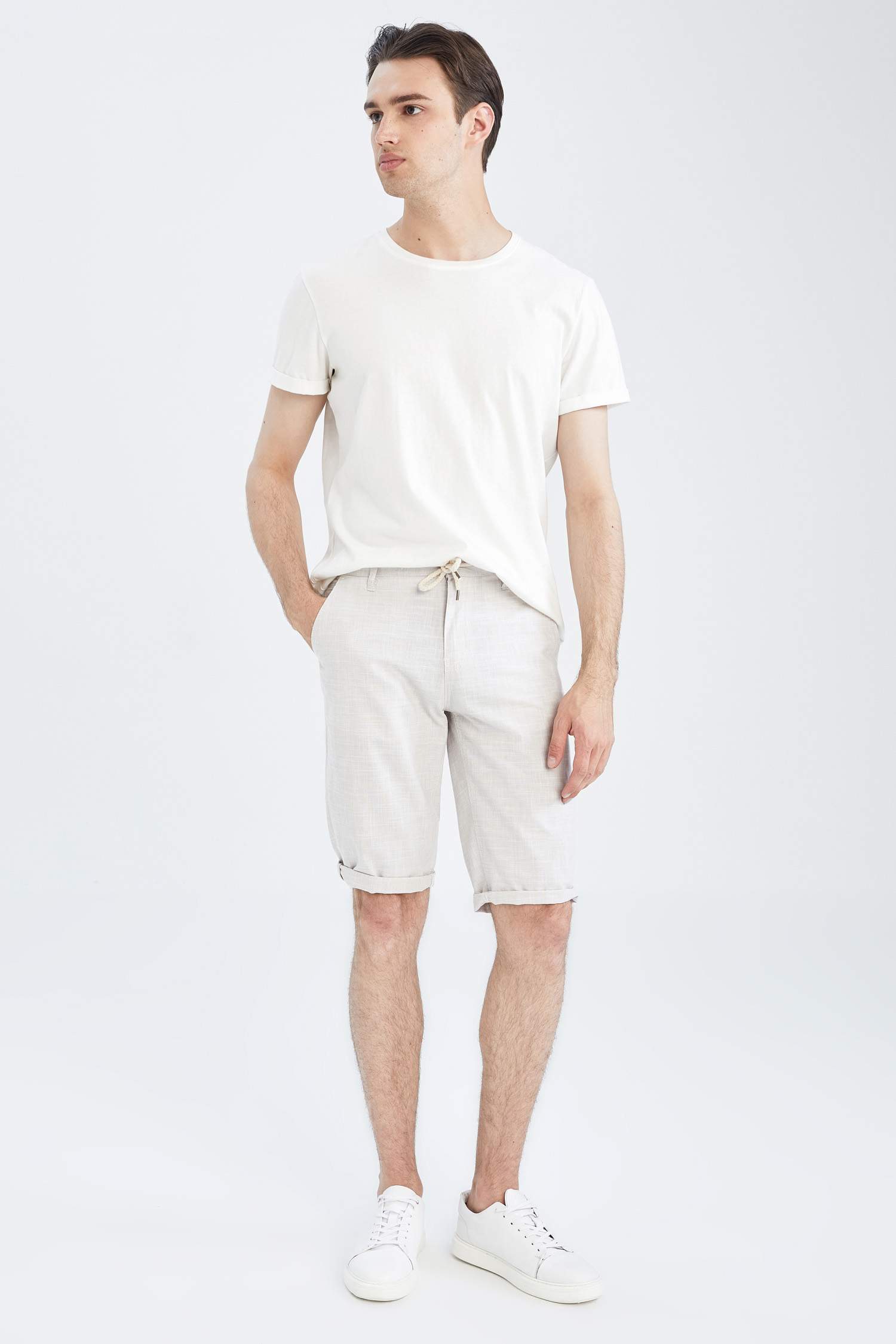Regular Fit Bağcıklı Keten Bermuda Şort