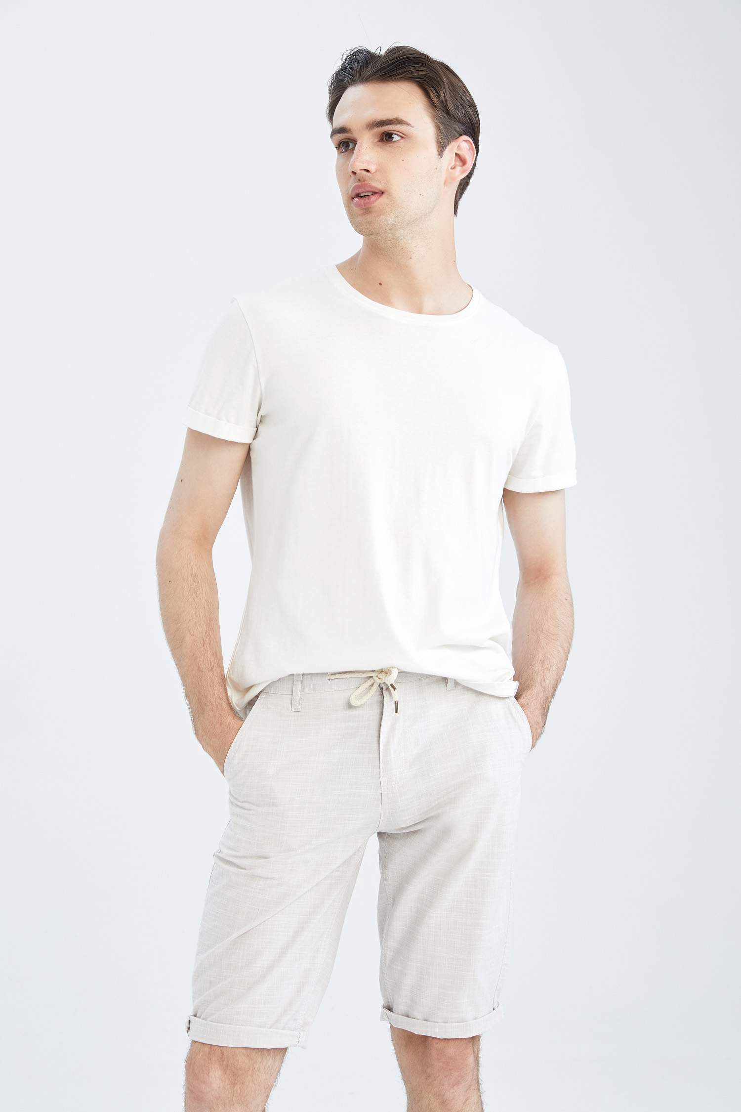 Regular Fit Bağcıklı Keten Bermuda Şort