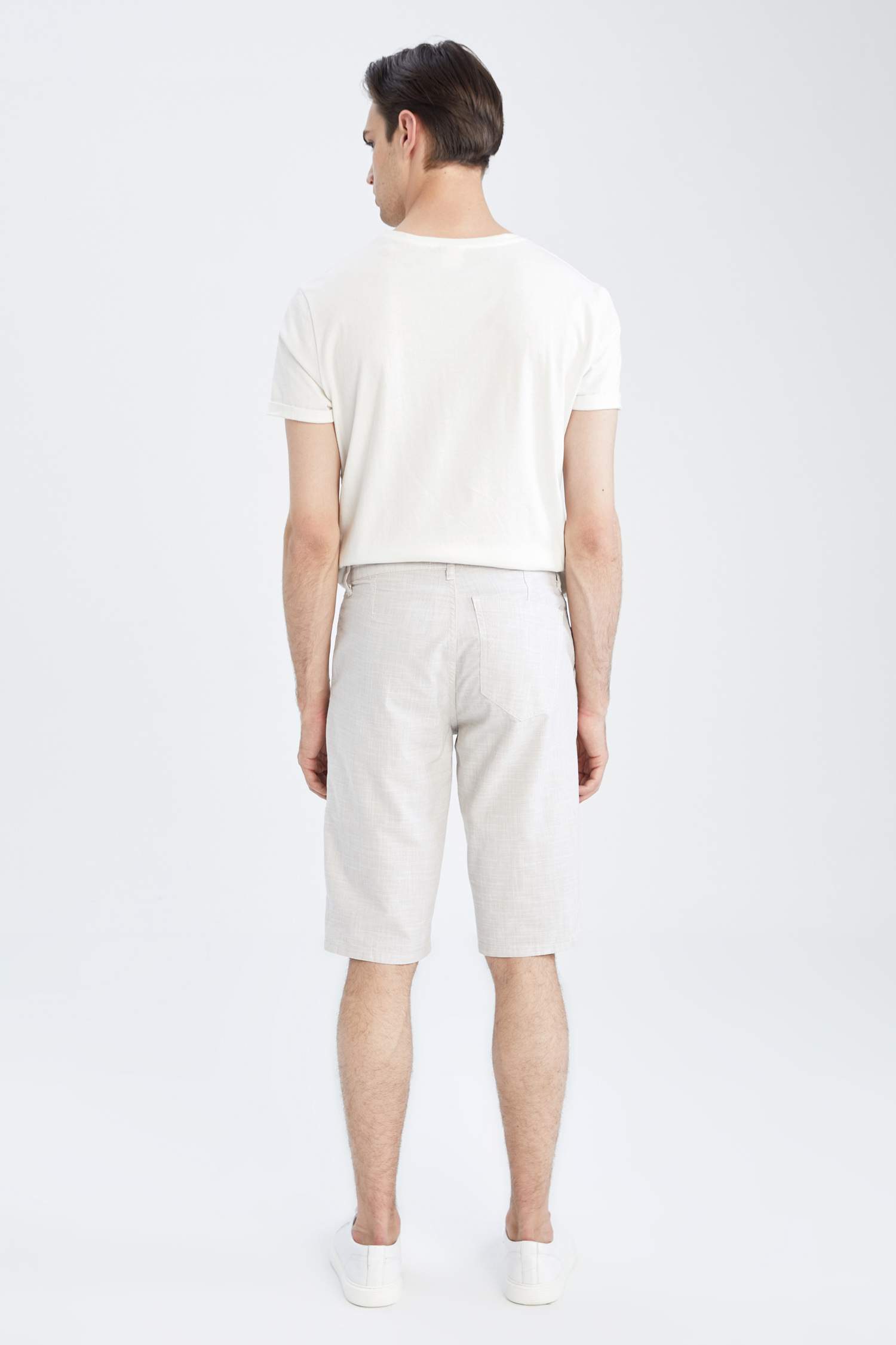 Regular Fit Bağcıklı Keten Bermuda Şort