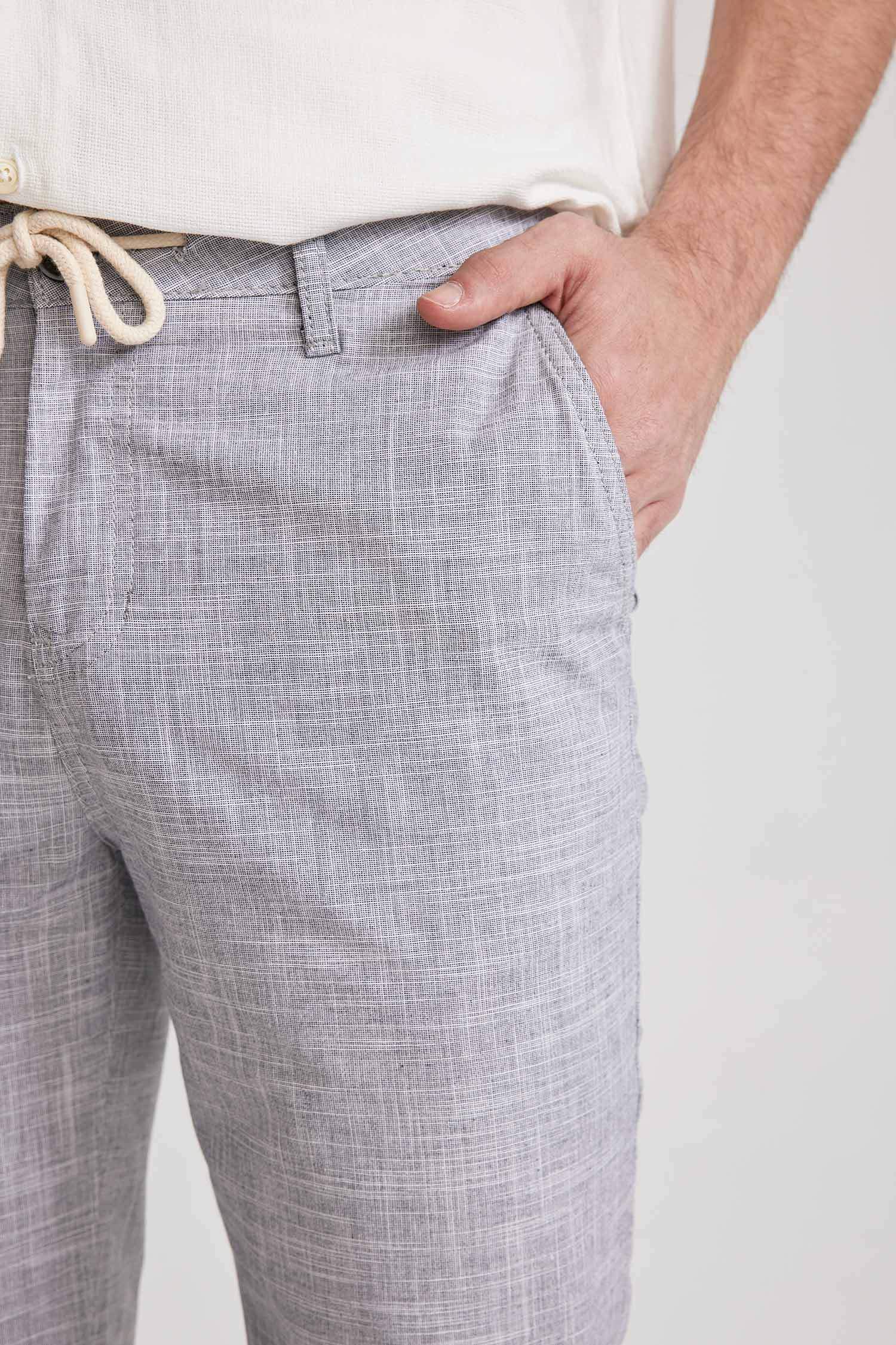 Short Bermuda en lin à cordon de serrage Coupe régulière