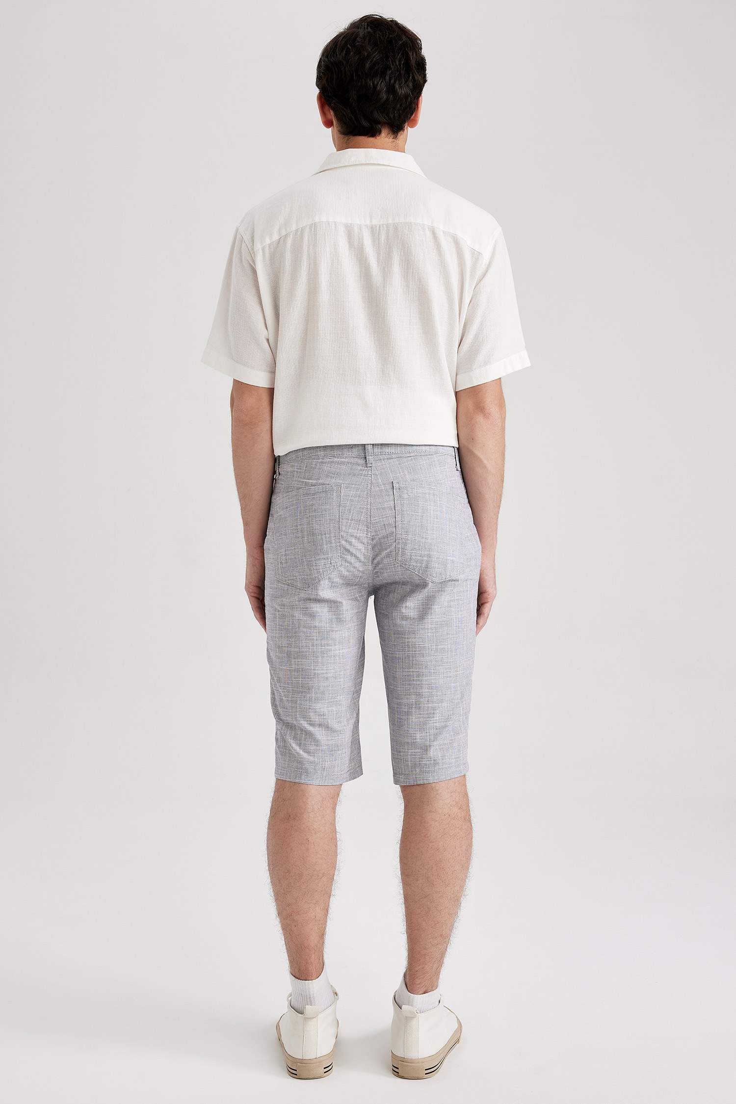 Short Bermuda en lin à cordon de serrage Coupe régulière