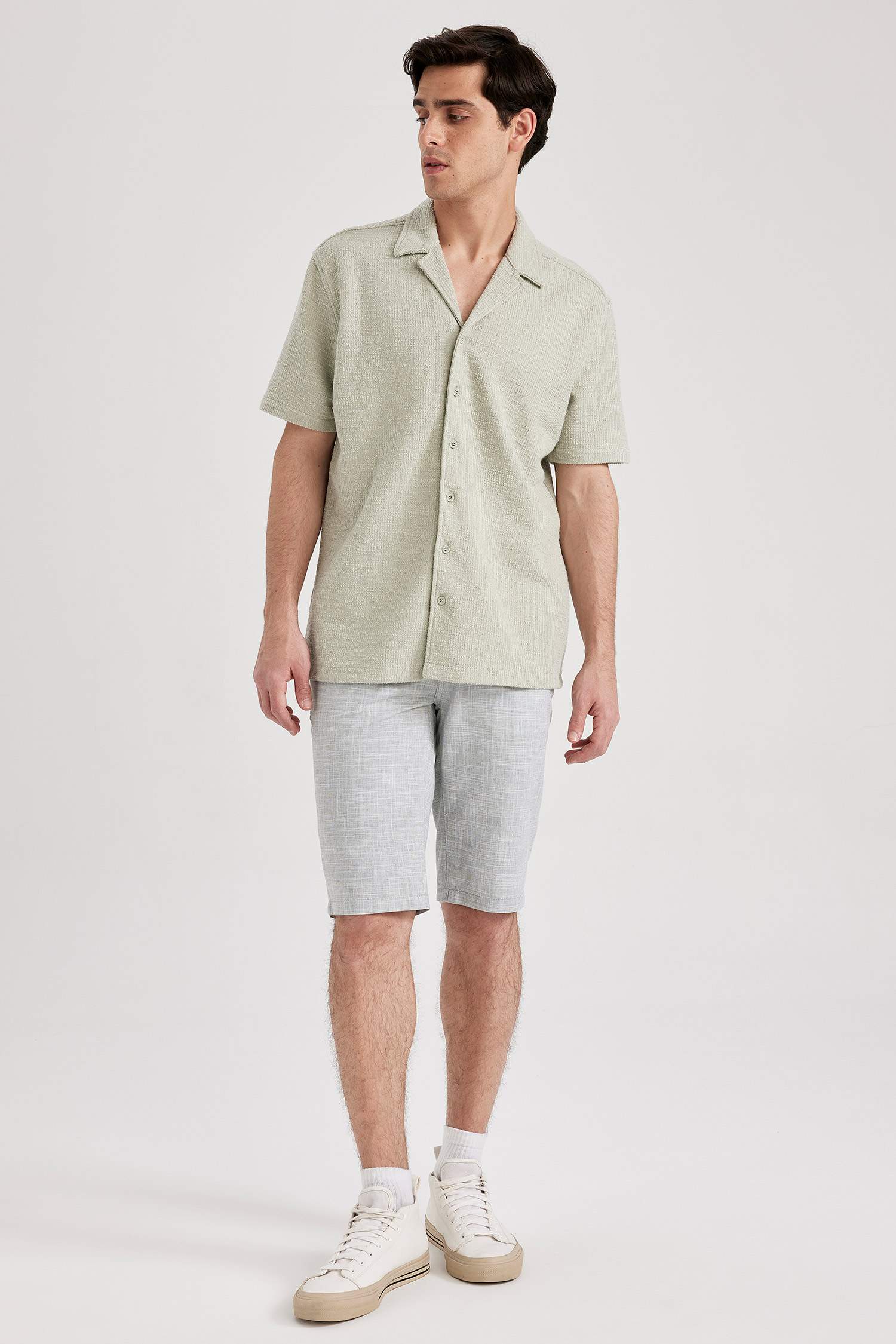 Бермуды стандартного кроя из льна