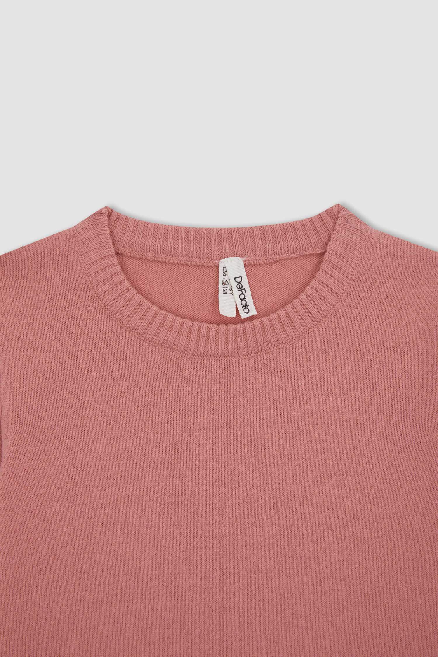 Пуловер стандартного кроя с круглым вырезом для девочек