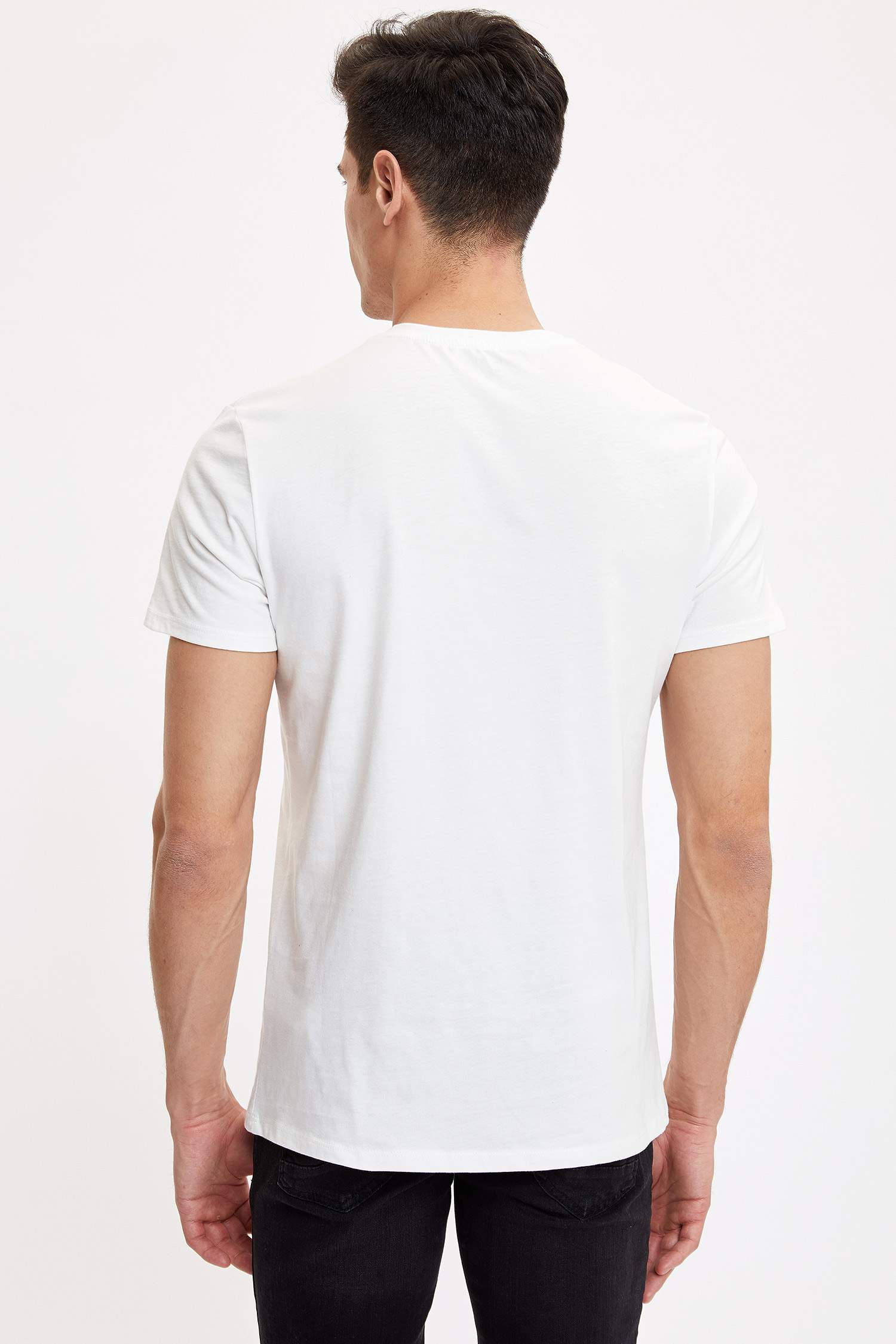 Defacto Baskılı Slim Fit T-shirt. 5