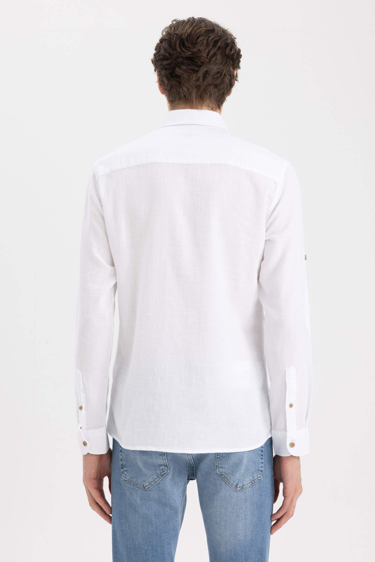 Chemise basique aspect lin à manches longues Coupe slim