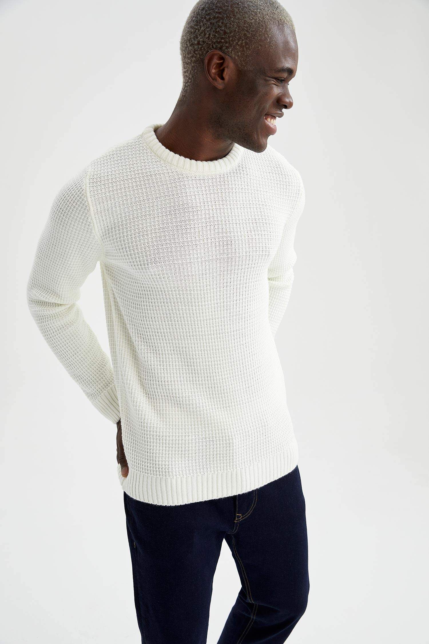 slim fit crew neck sweater