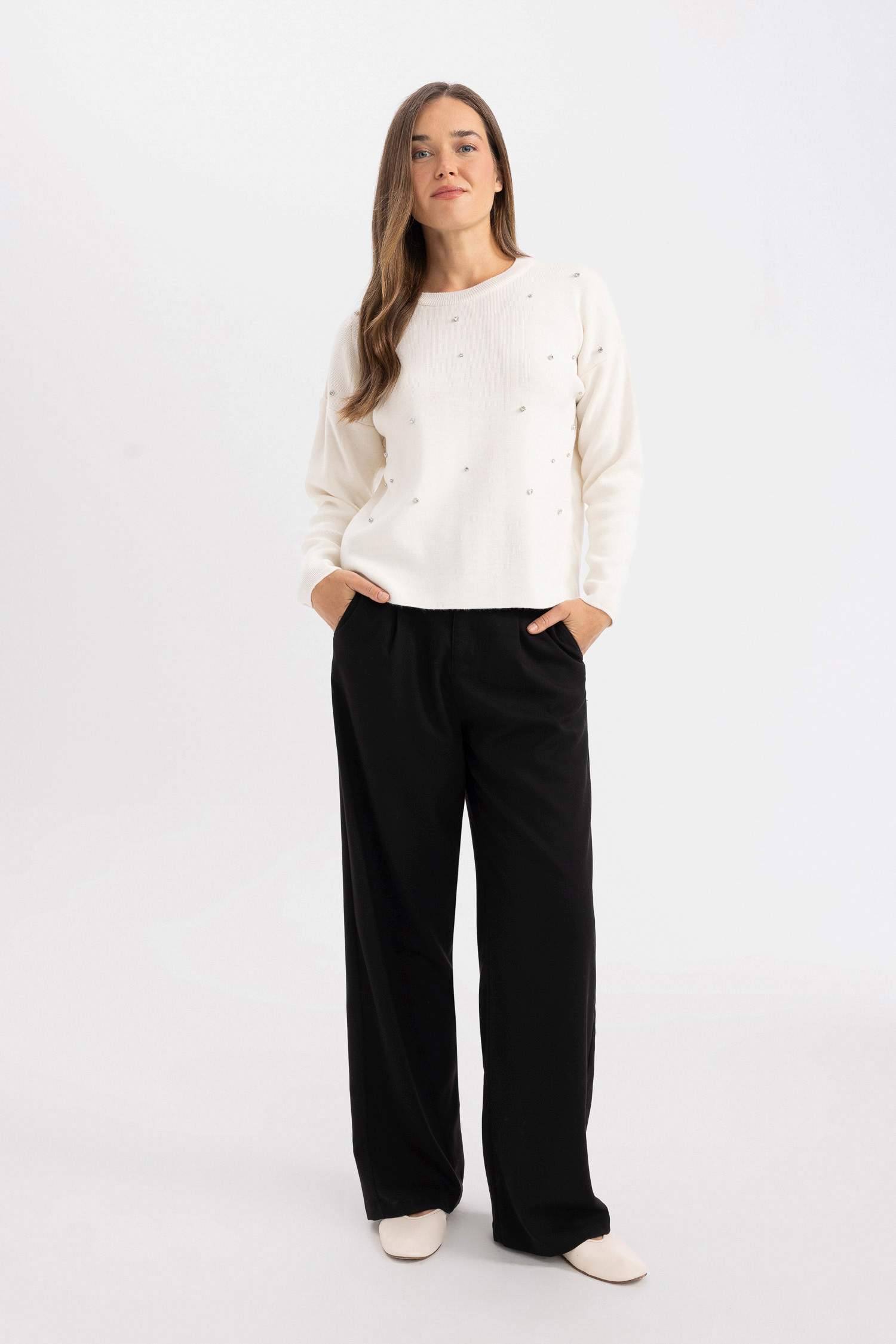 Regular Fit Bisiklet Yaka Taşlı Triko Kazak