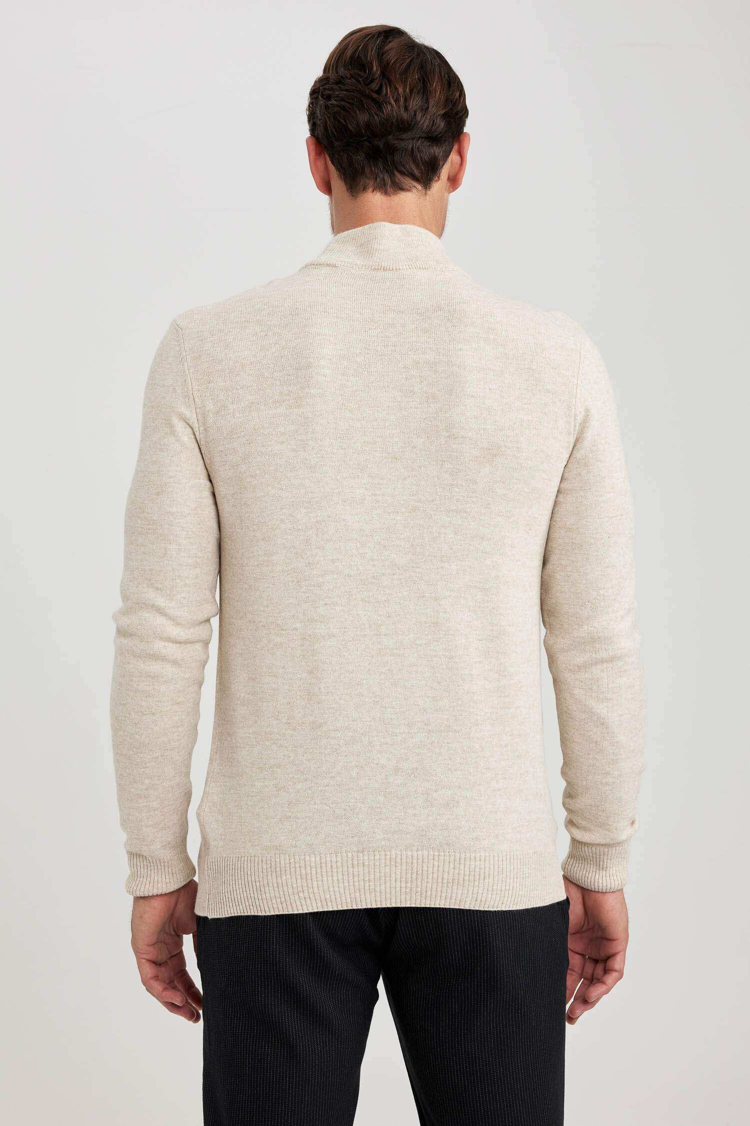 Beige MAN Slim Fit Half Turtleneck Knitwear Pullover 1436406 | DeFacto