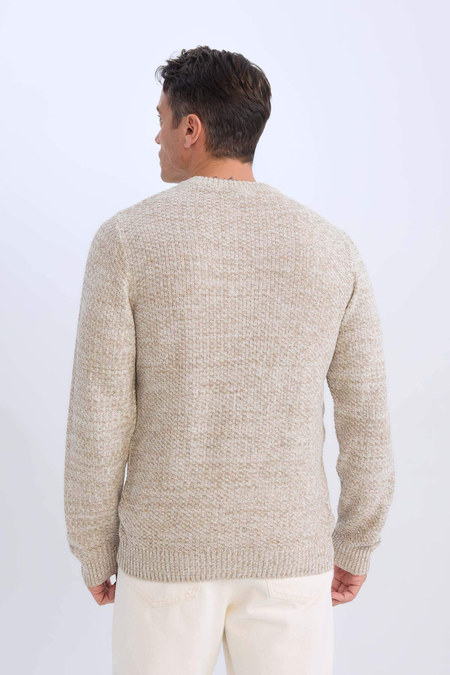 بلوز صوف تريكو قصة عادية بياقة مستديرة