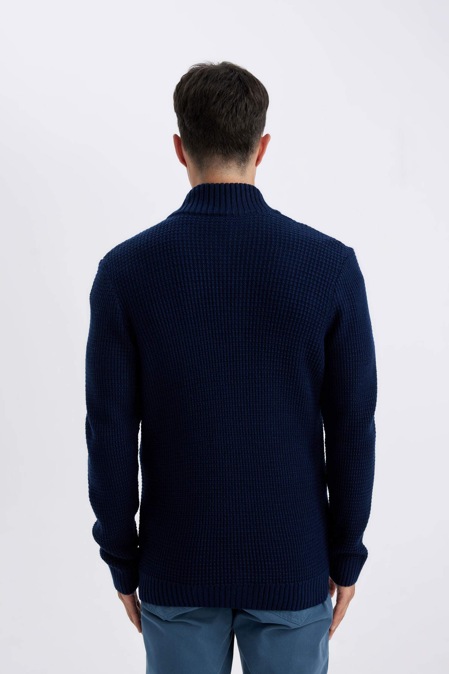 Lacivert Standart Fit Normal Kesim Yarım Balıkçı Yaka Fermuarlı Triko Hırka