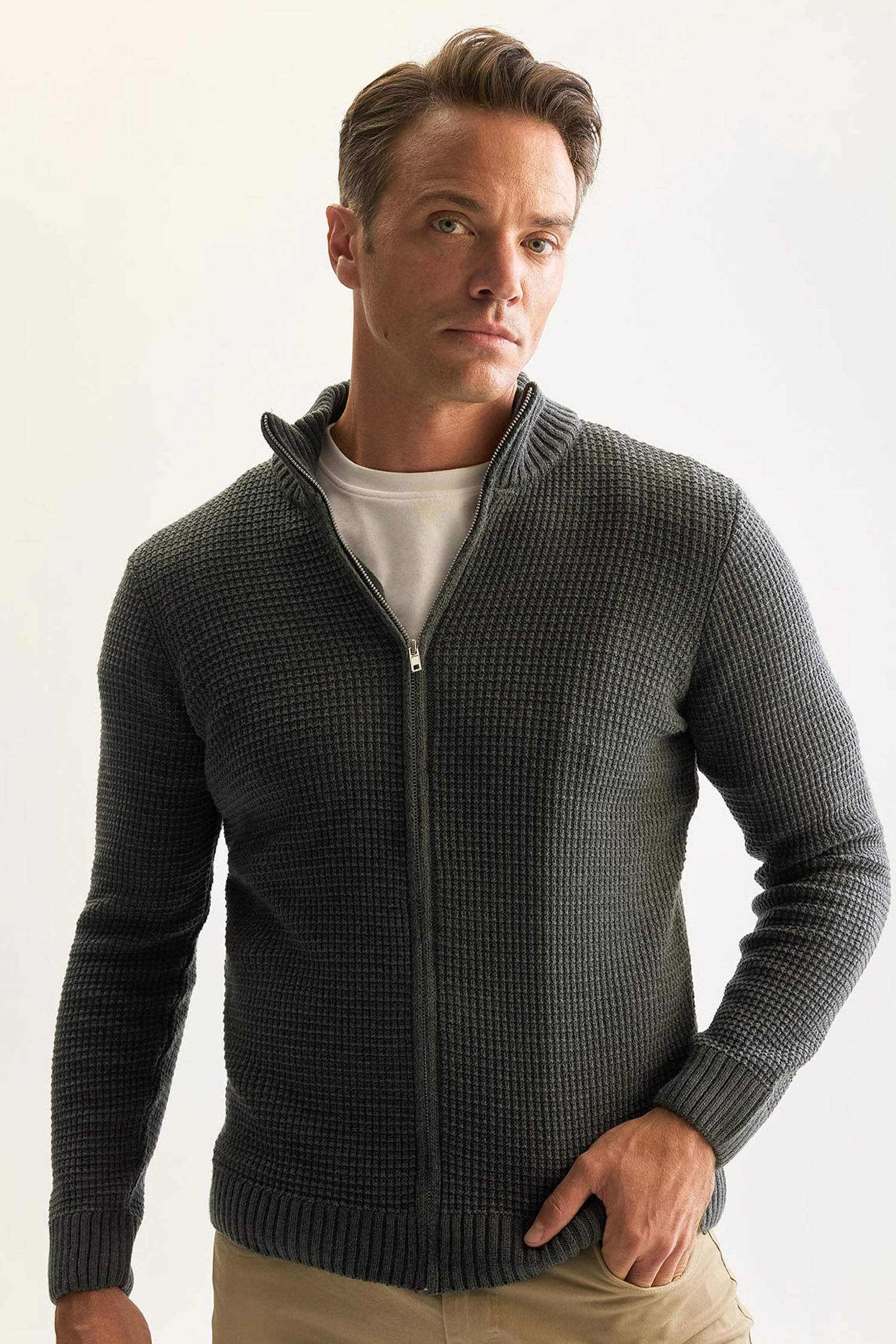 Standart Fit Normal Kesim Yarım Balıkçı Yaka Fermuarlı Waffle Hırka