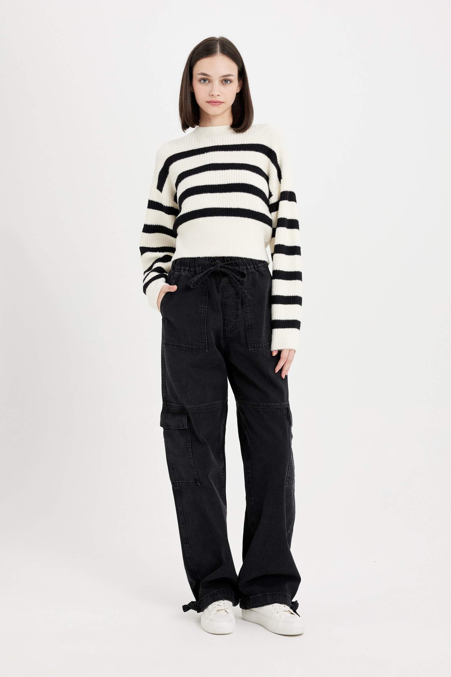 Regular Fit Çizgili Bisiklet Yaka Triko Kazak	