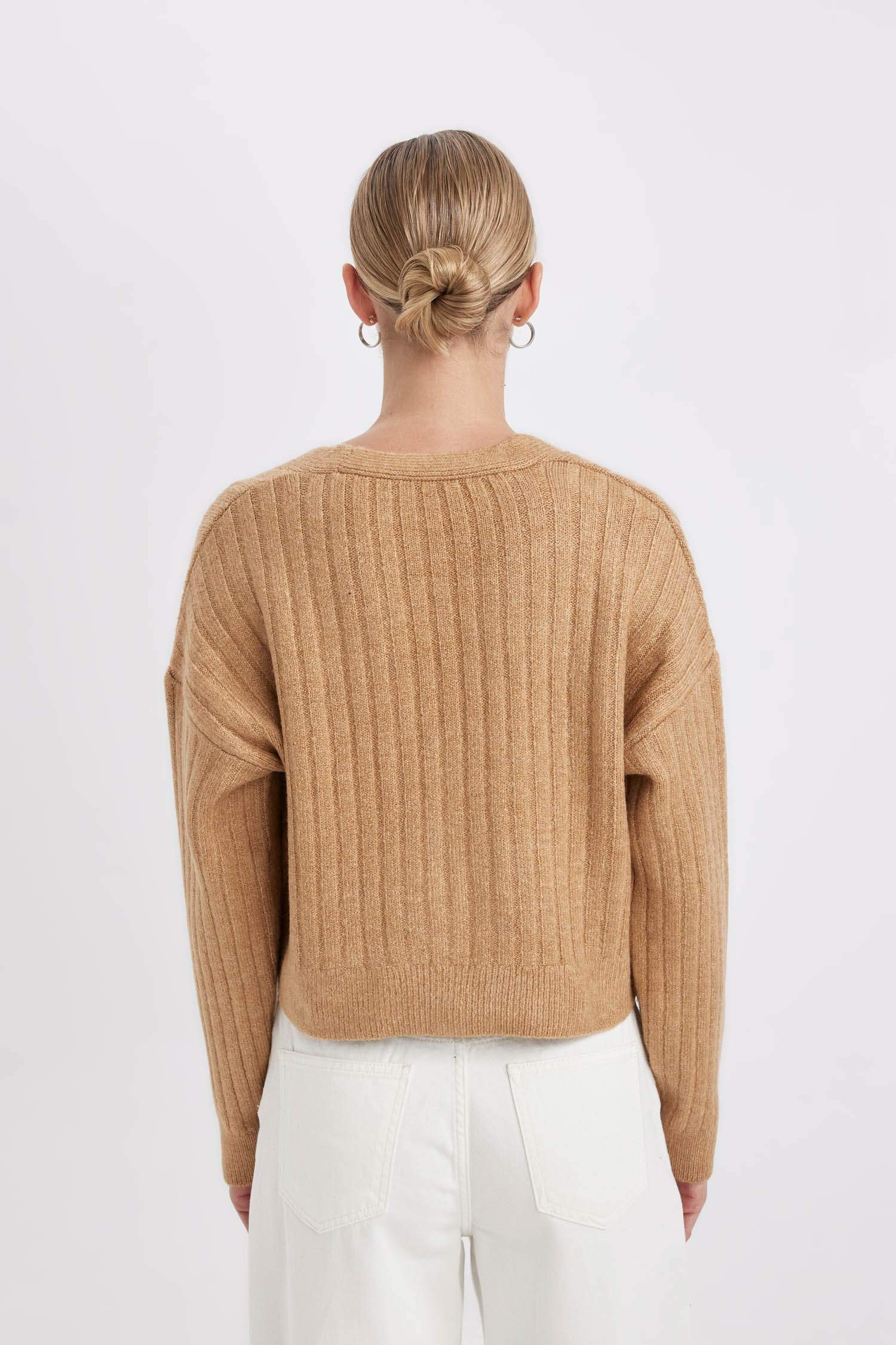 Regular Fit V Yaka Basic Düz Düğmeli Triko Hırka