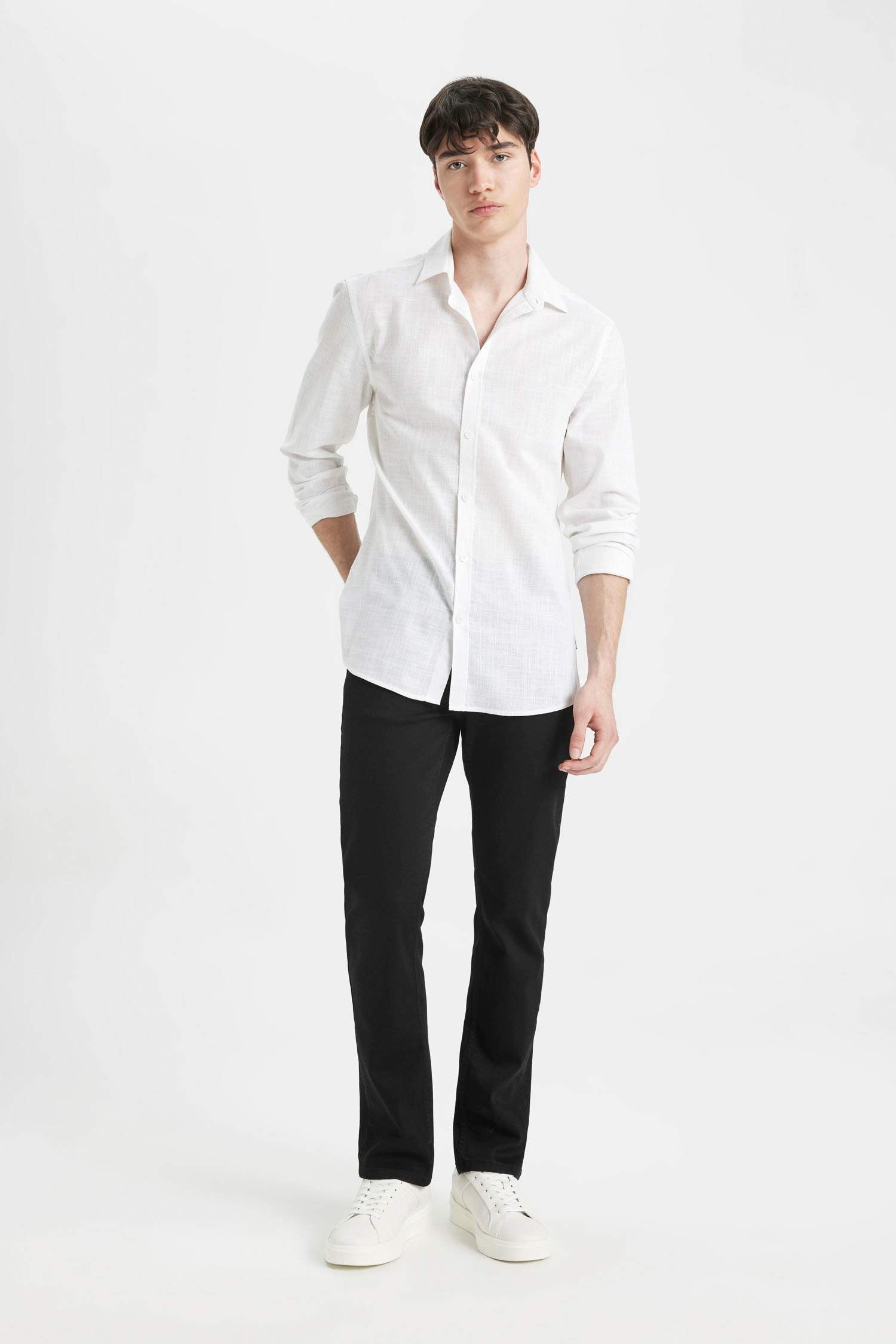 Chemise slim en coton à manches longues