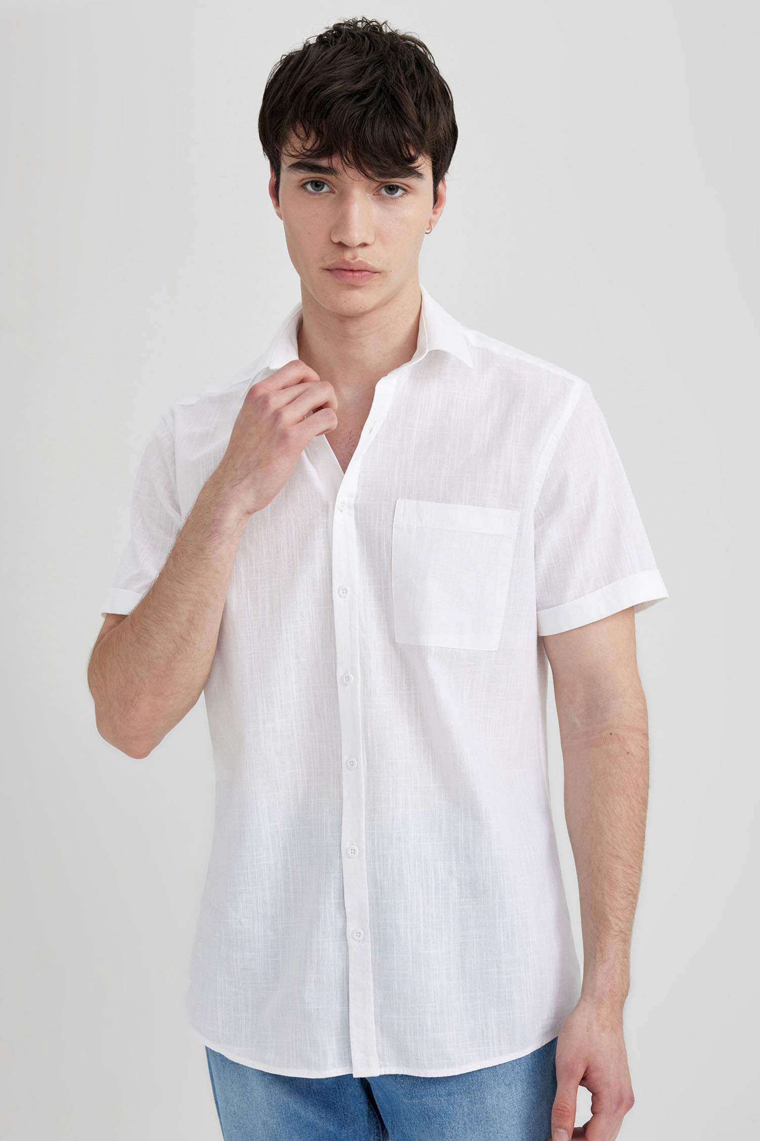 Slim Fit Short Sleeve Shirt