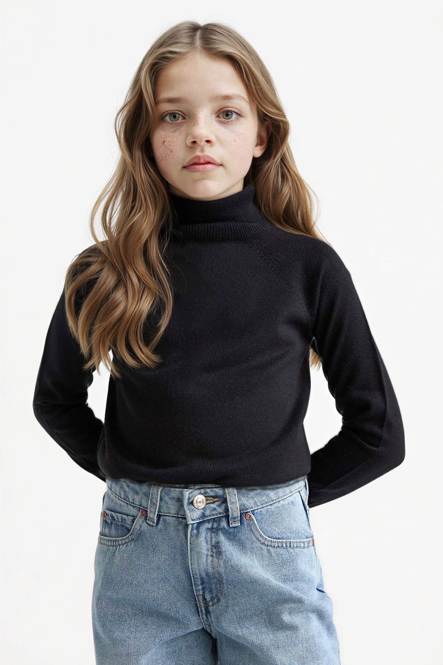Girl Turtleneck Knit Pullover