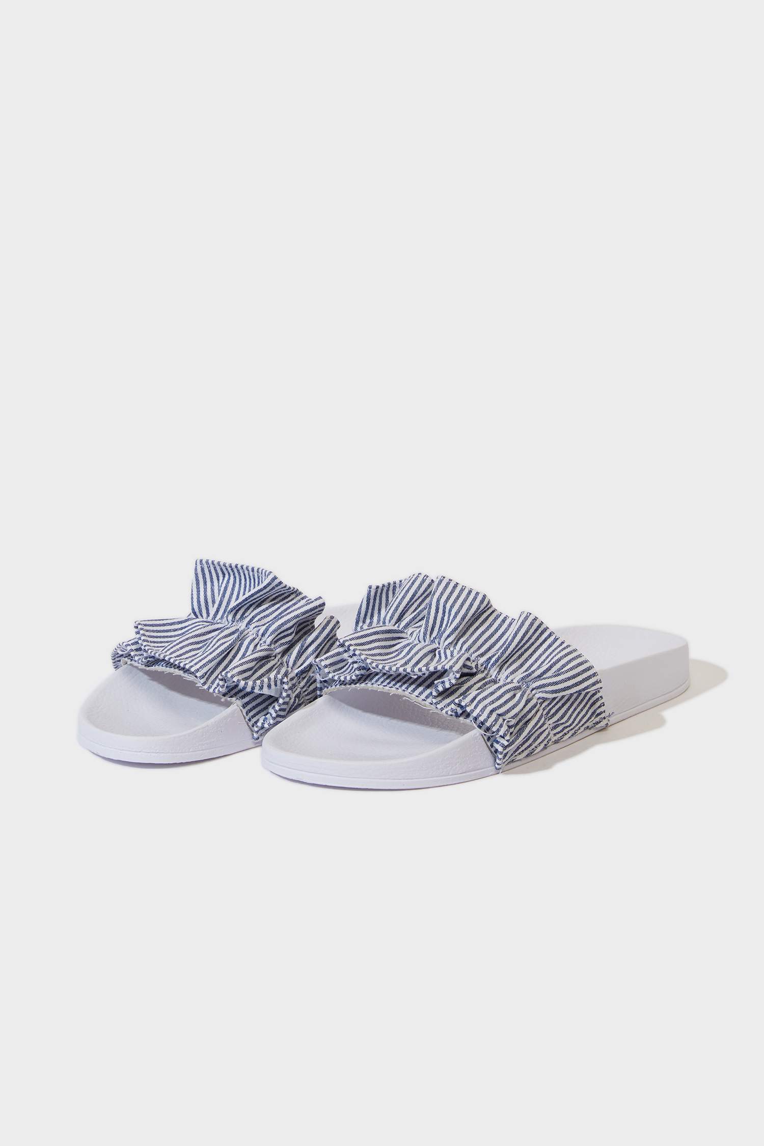 شبشب إيفا بكعب مسطح بشريط مزدوج