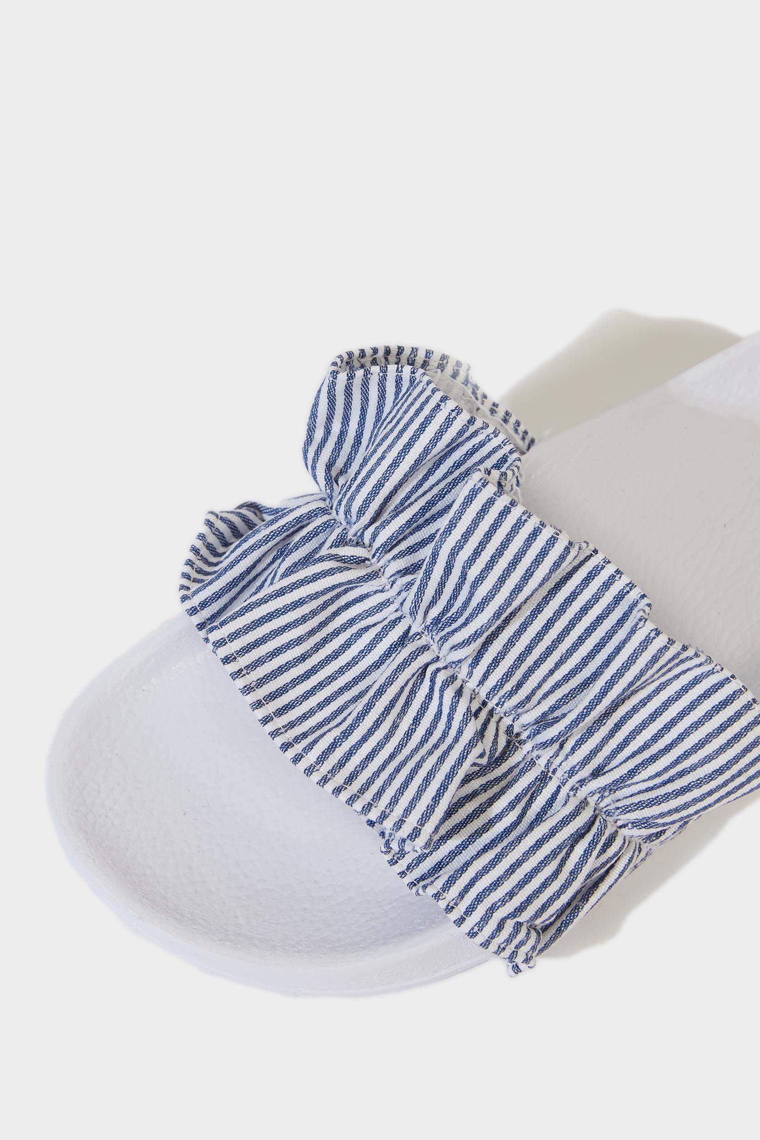 Woman Flat Sole Slipper