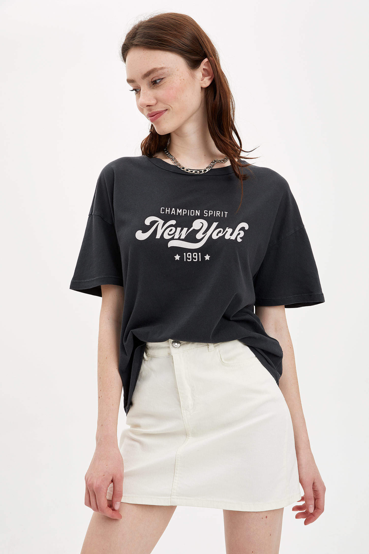 tatmin etmek Şimşek hırs  Anthracite WOMAN Printed Short Sleeve T-shirt 1216950 | DeFacto
